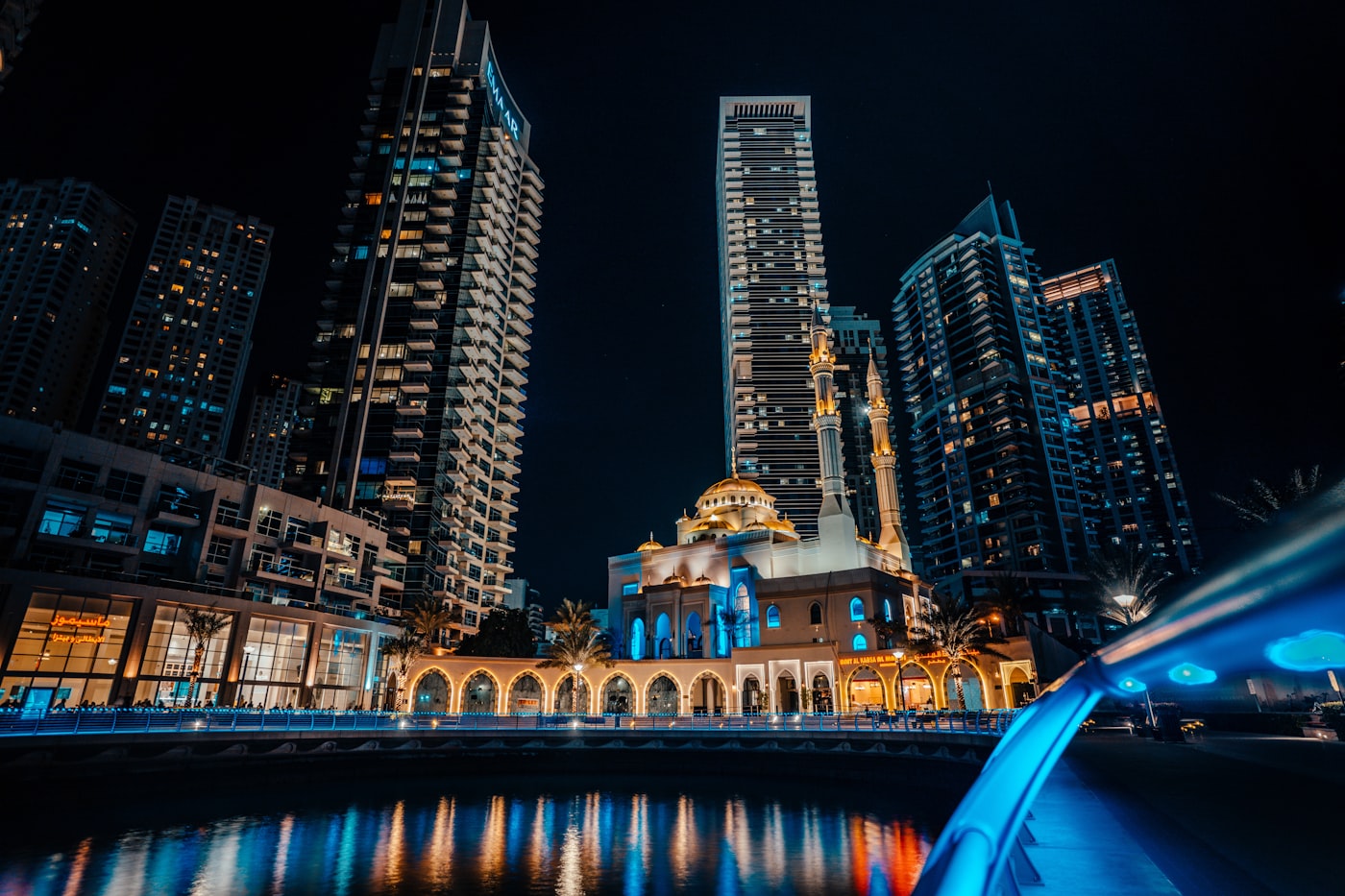 Dubai Marina waterfront promenade