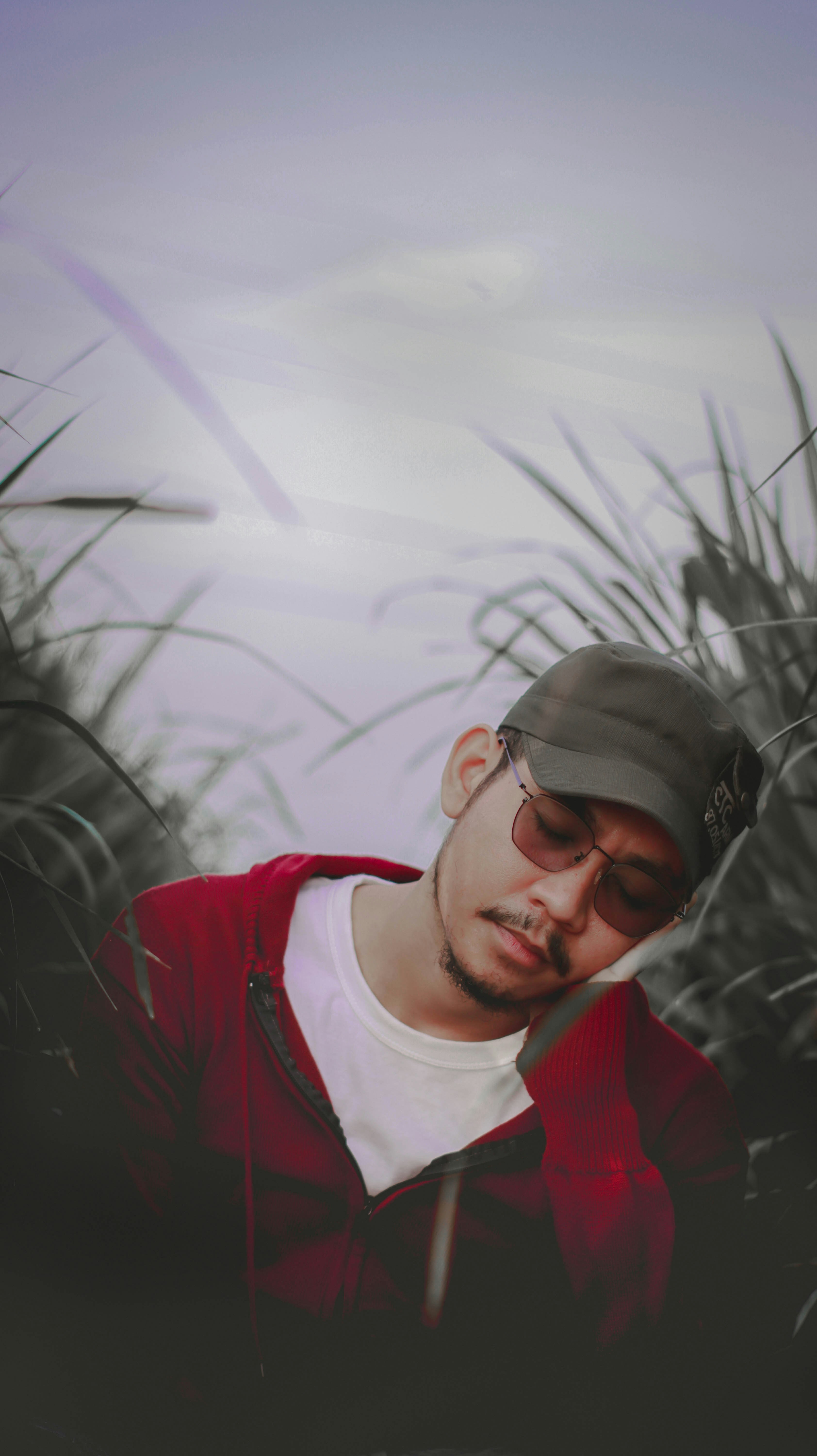 지긋지긋한 지루성 피부염, 과학으로 파헤쳐 꿀피부 되찾는 비법 대공개!