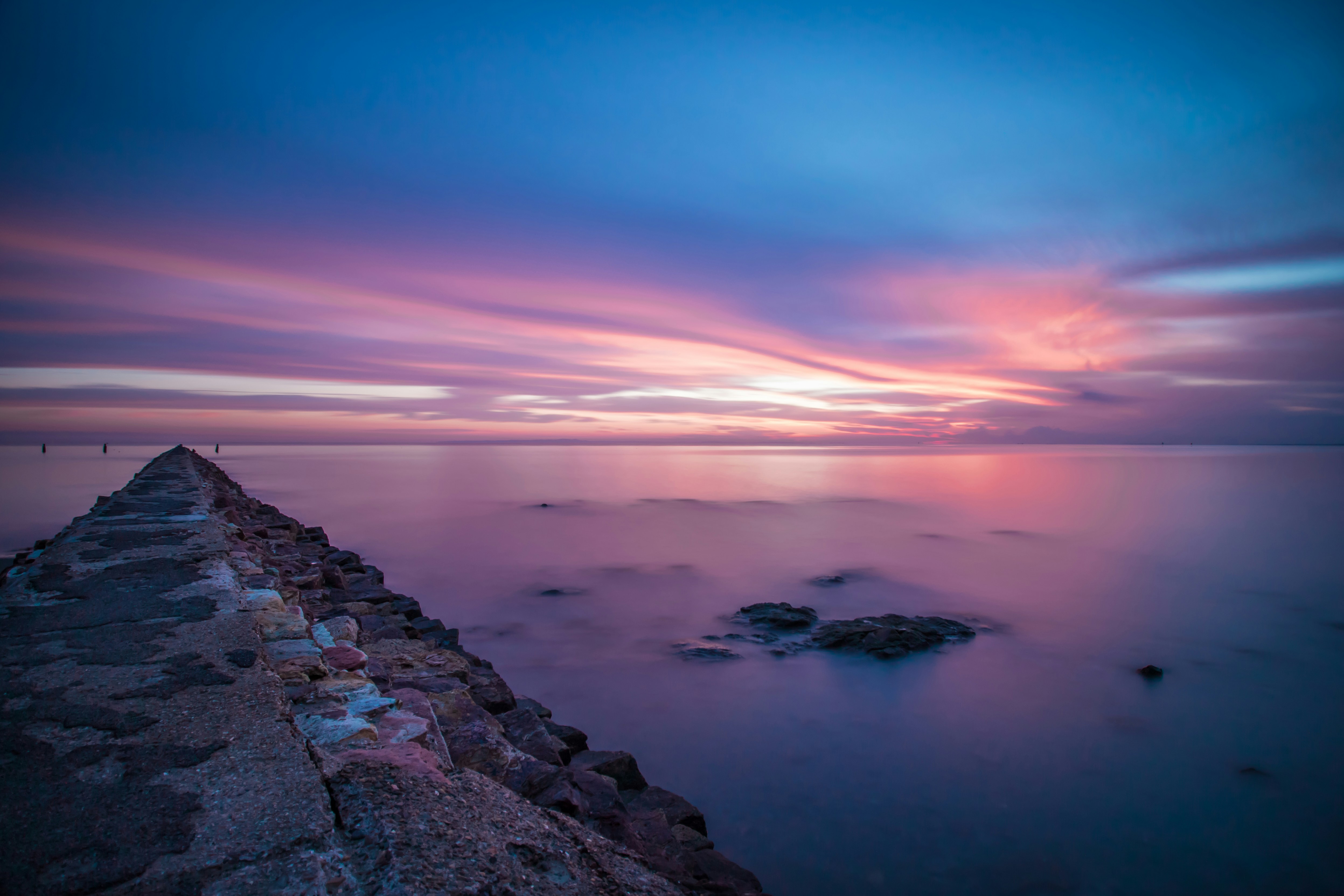 Photo by bennyhassum