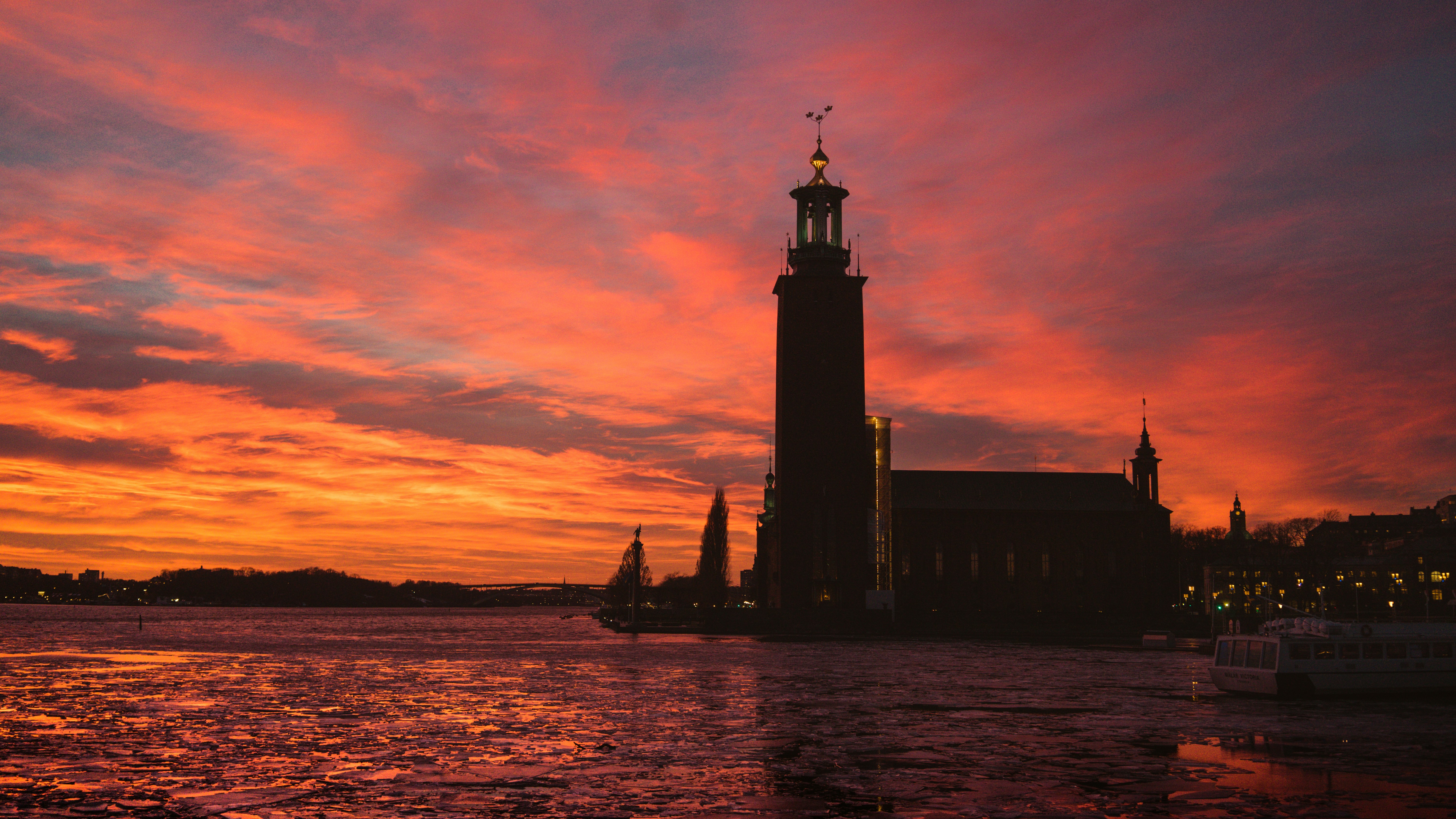 Photo by karljkhedin