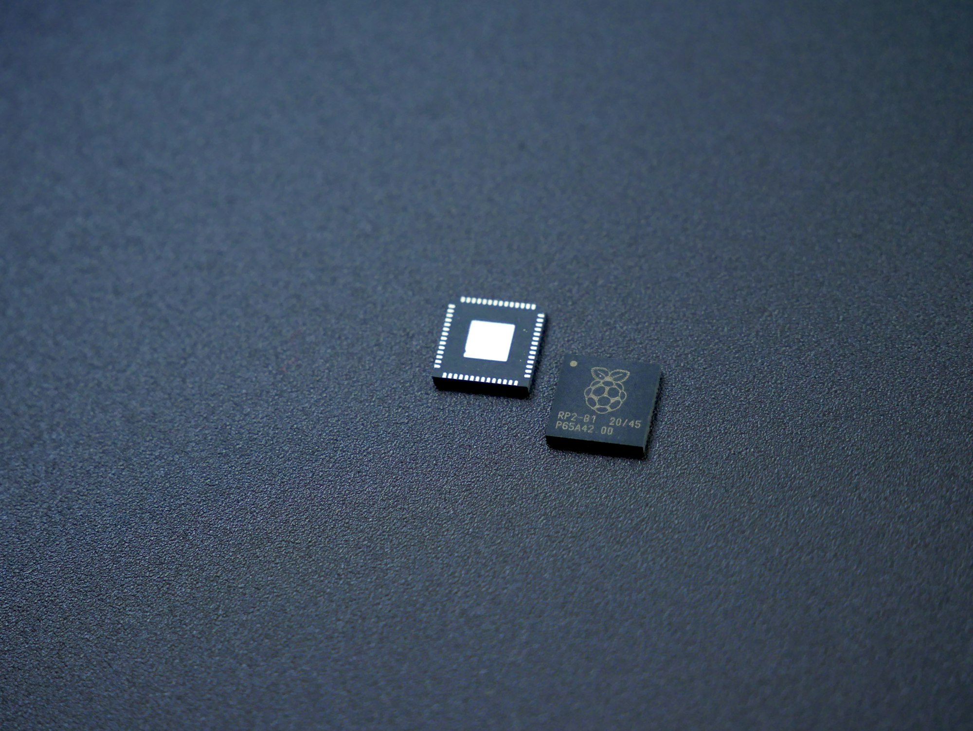 Apple begins designing custom AI chips for data centres