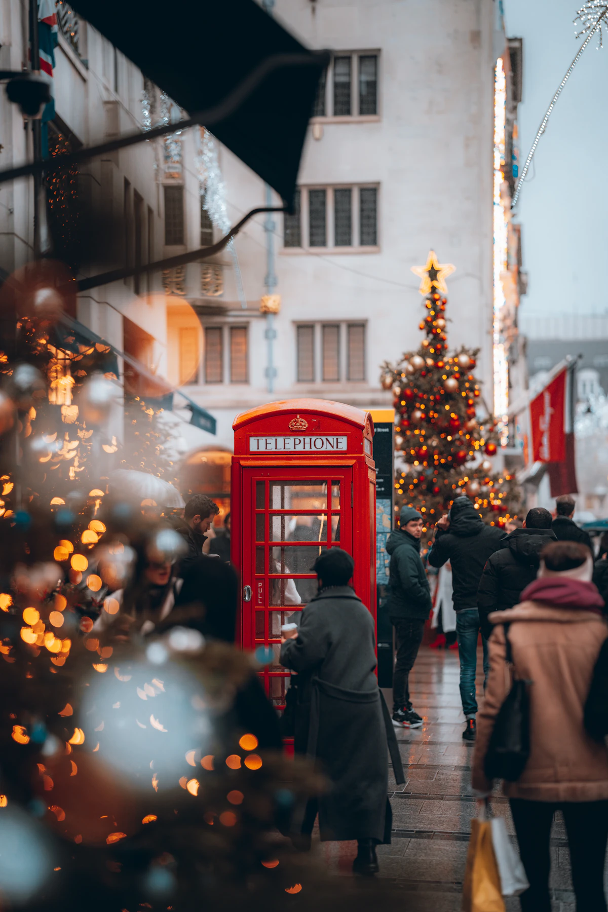 holiday gifts shopping