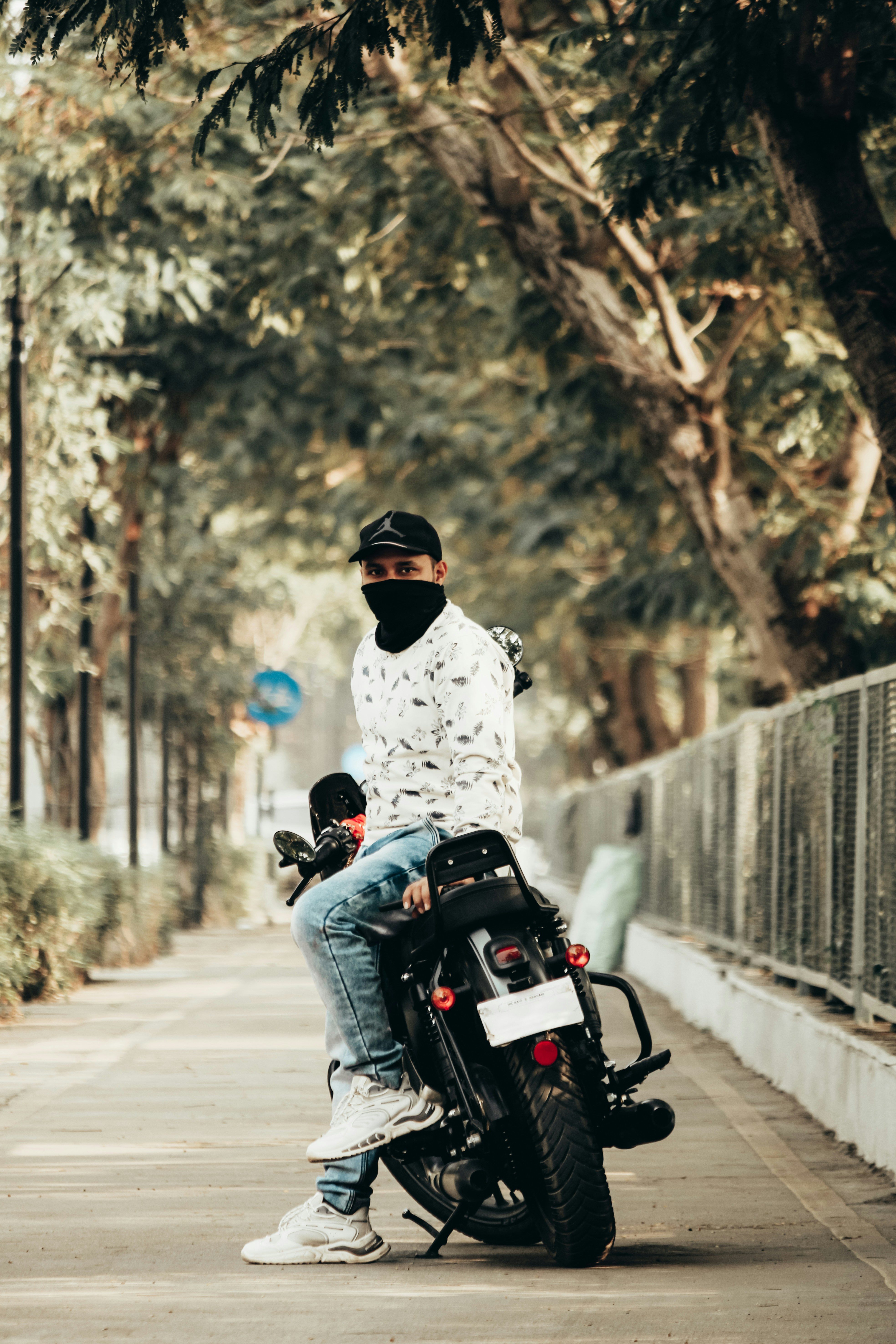 Photo by vaibhav_pixels