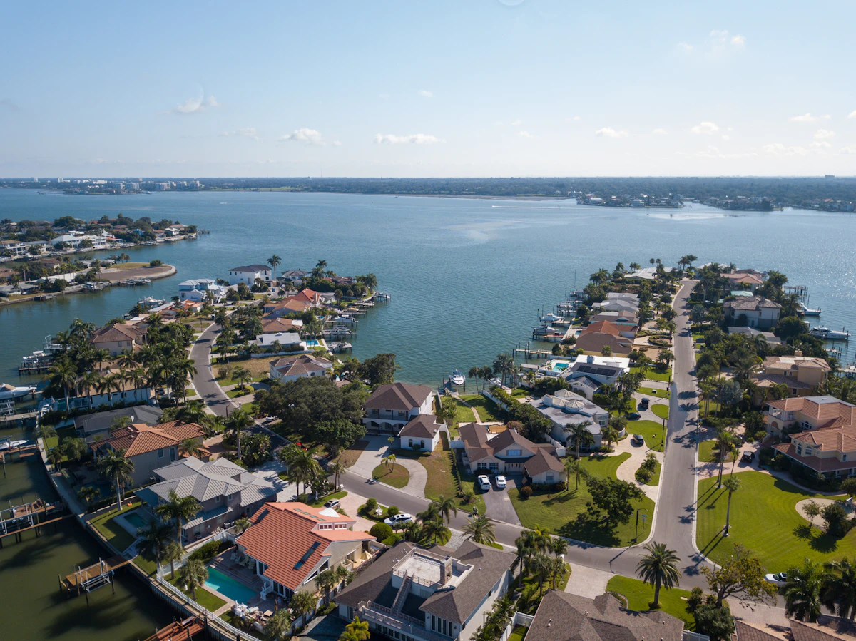 Resort community of vacation homes around a lake in Davenport, Florida