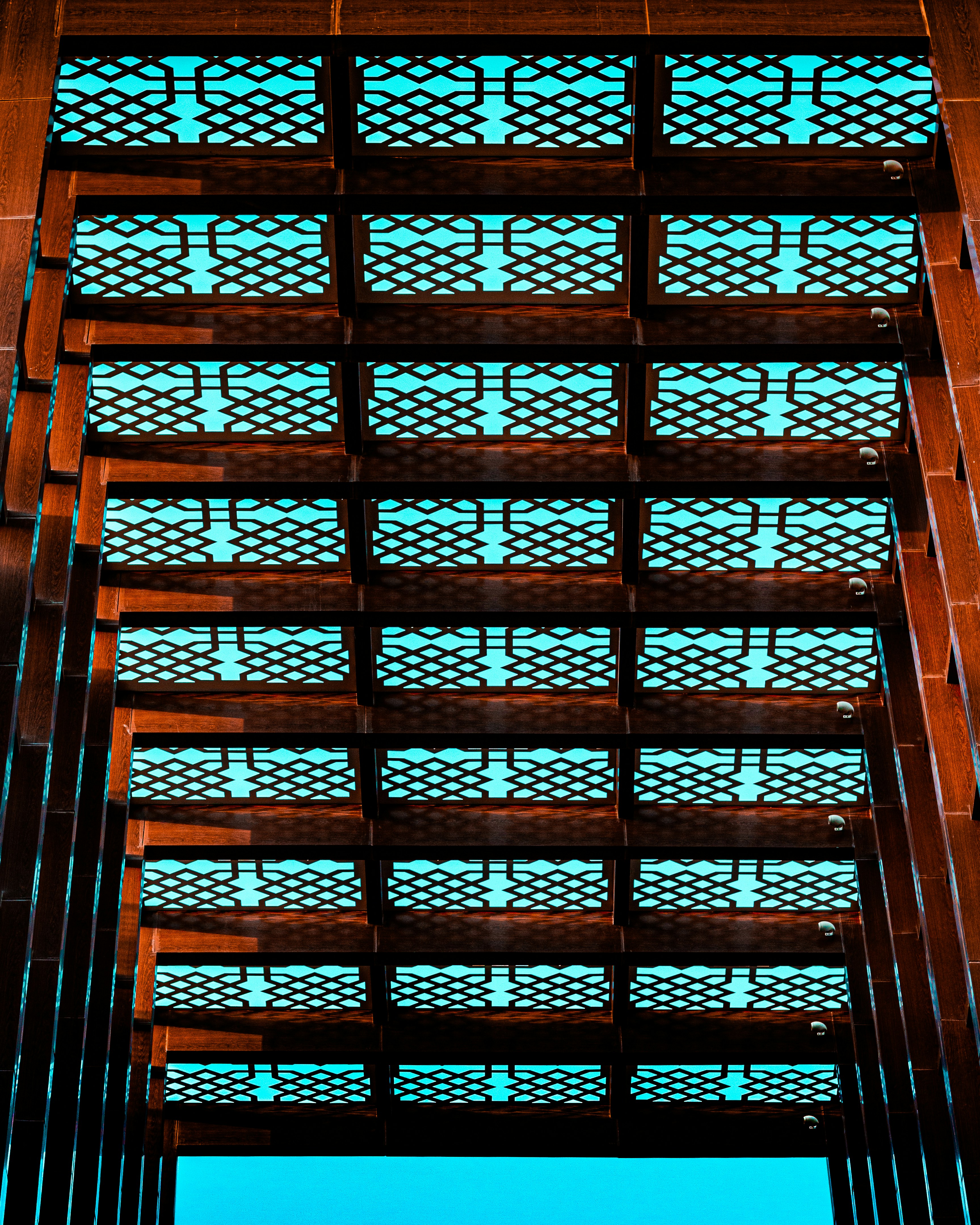 photo-1642353648326-c784a7e01c67?ixid=M3wxMjA3fDB8MXxzZWFyY2h8N3x8aGlnaHN0YWtlcyUyMHNsb3RzfGVufDB8fHx8MTc1NjYwMDk4OXww\u0026ixlib=rb-4.1.0