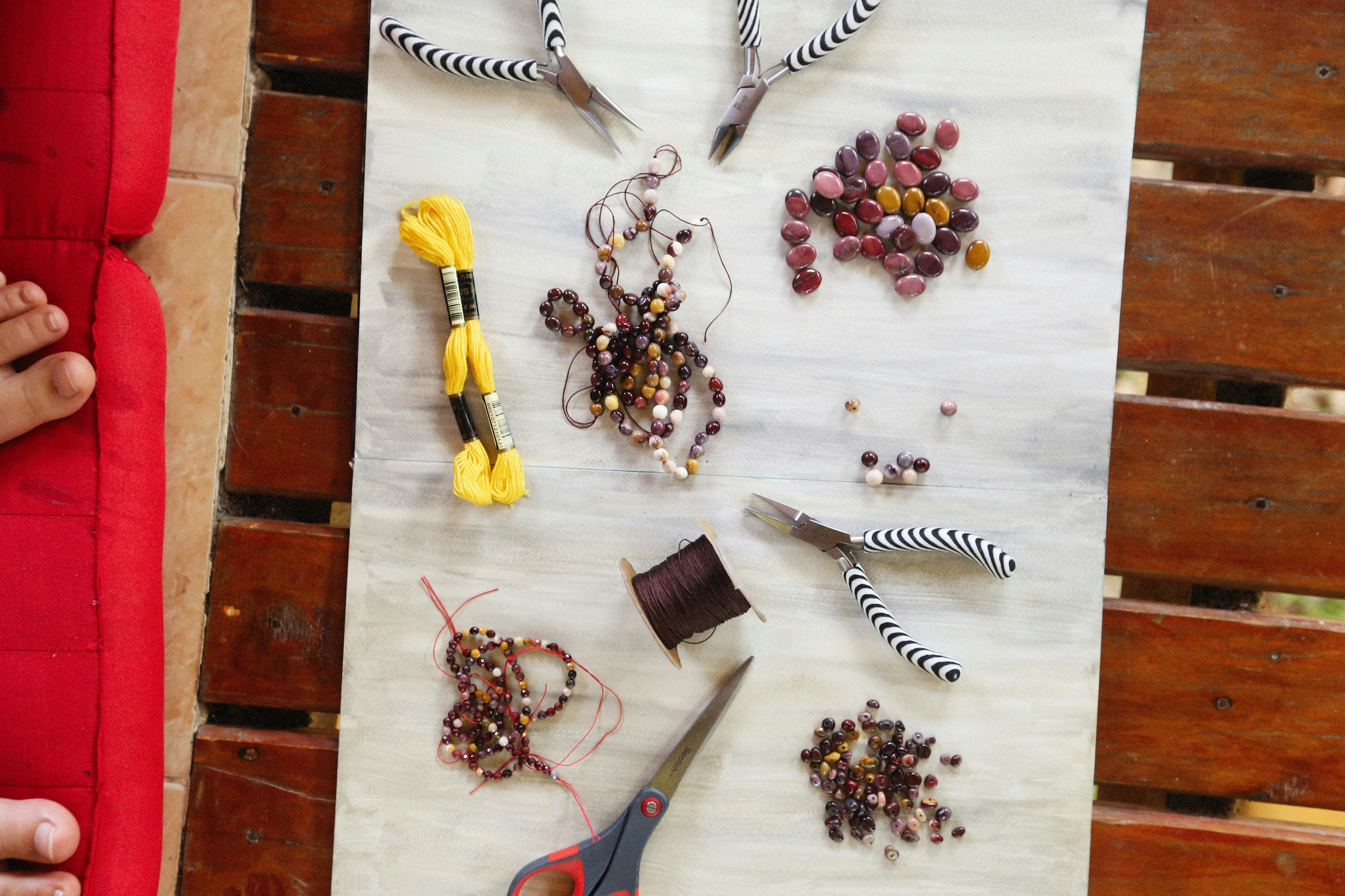 wire beading craft, wallpaper, Beading Crafts for Couples: Functional Wire Projects 2