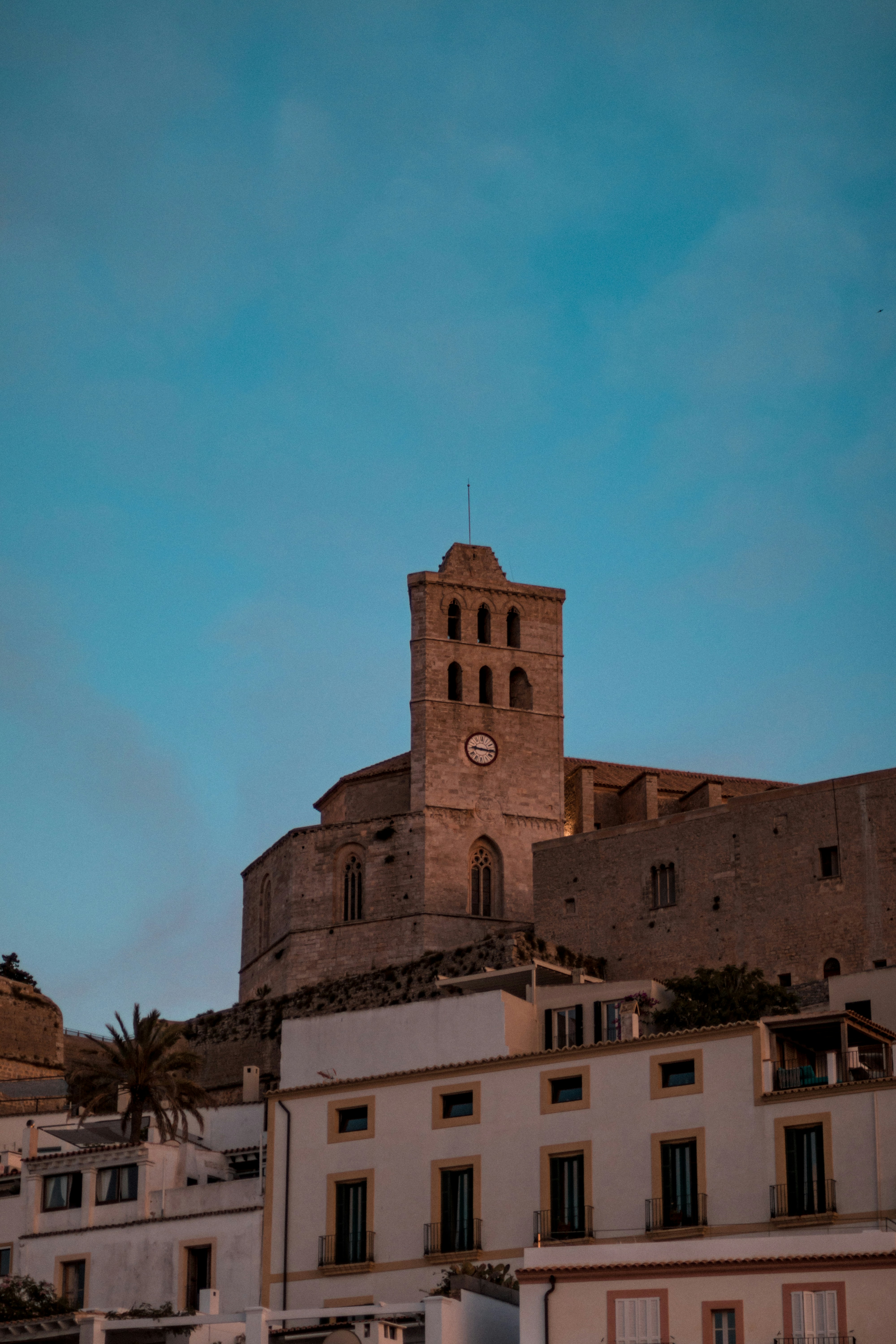 Photo by valentinlacoste