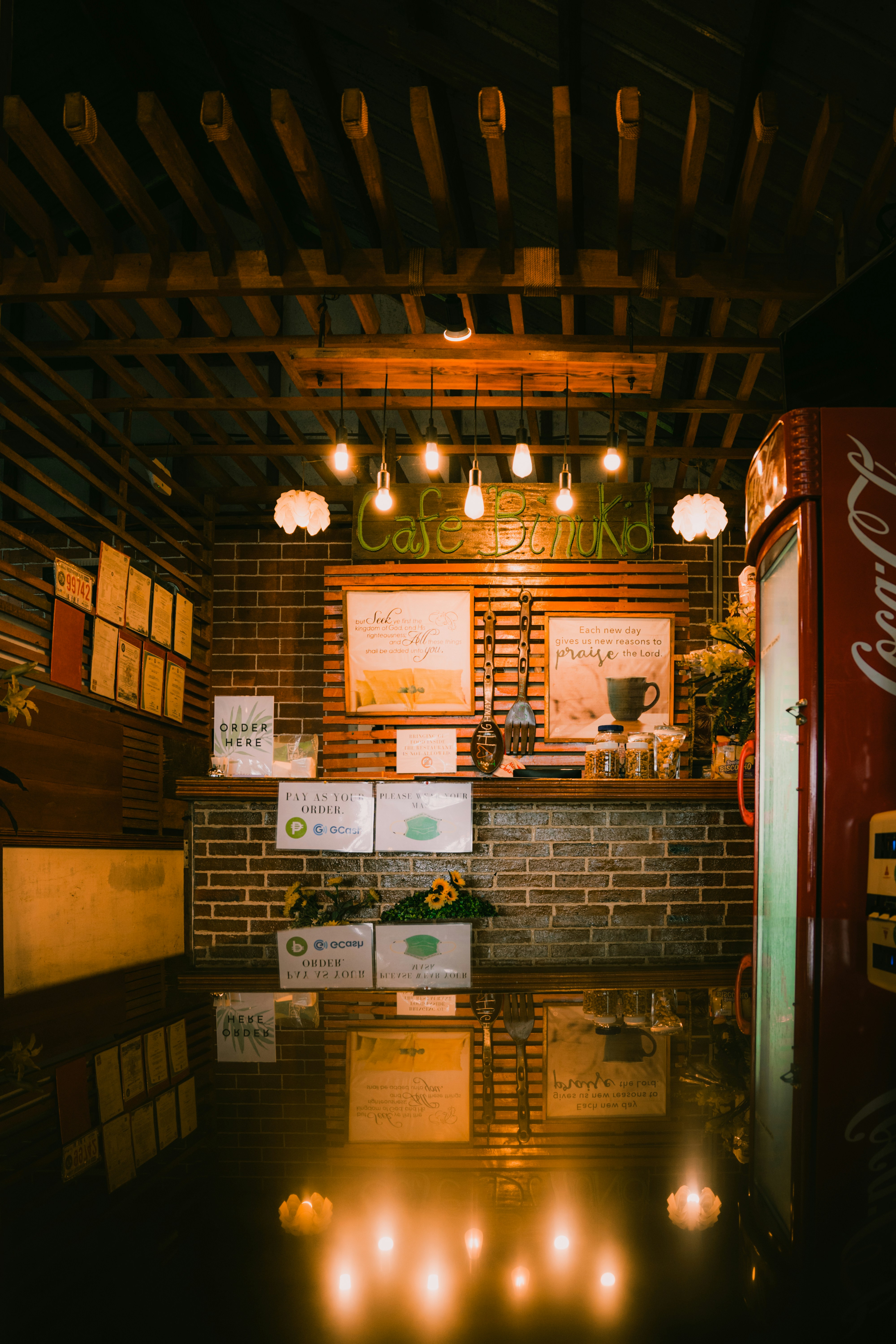 Photo by itadakidesu