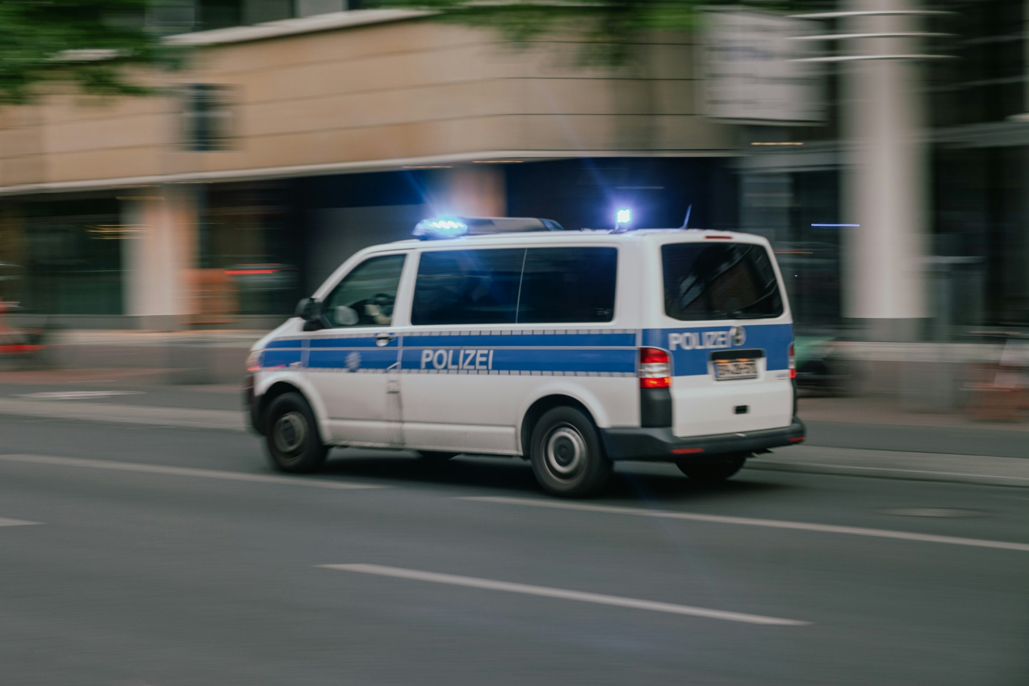 Γερμανία: Άνδρας πυροβολεί κατά περαστικών σε στάση λεωφορείου