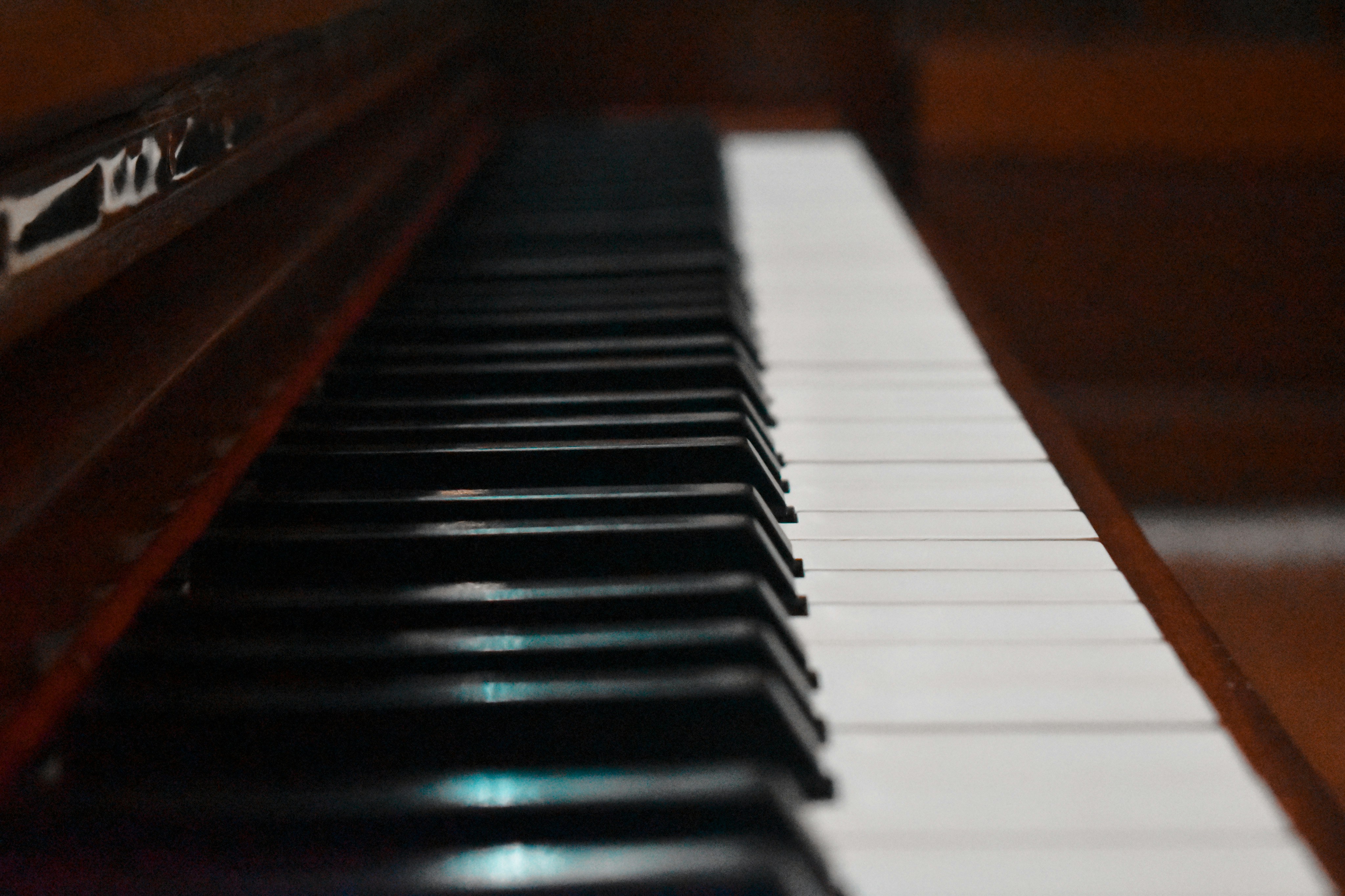 a close up view of a piano keyboard