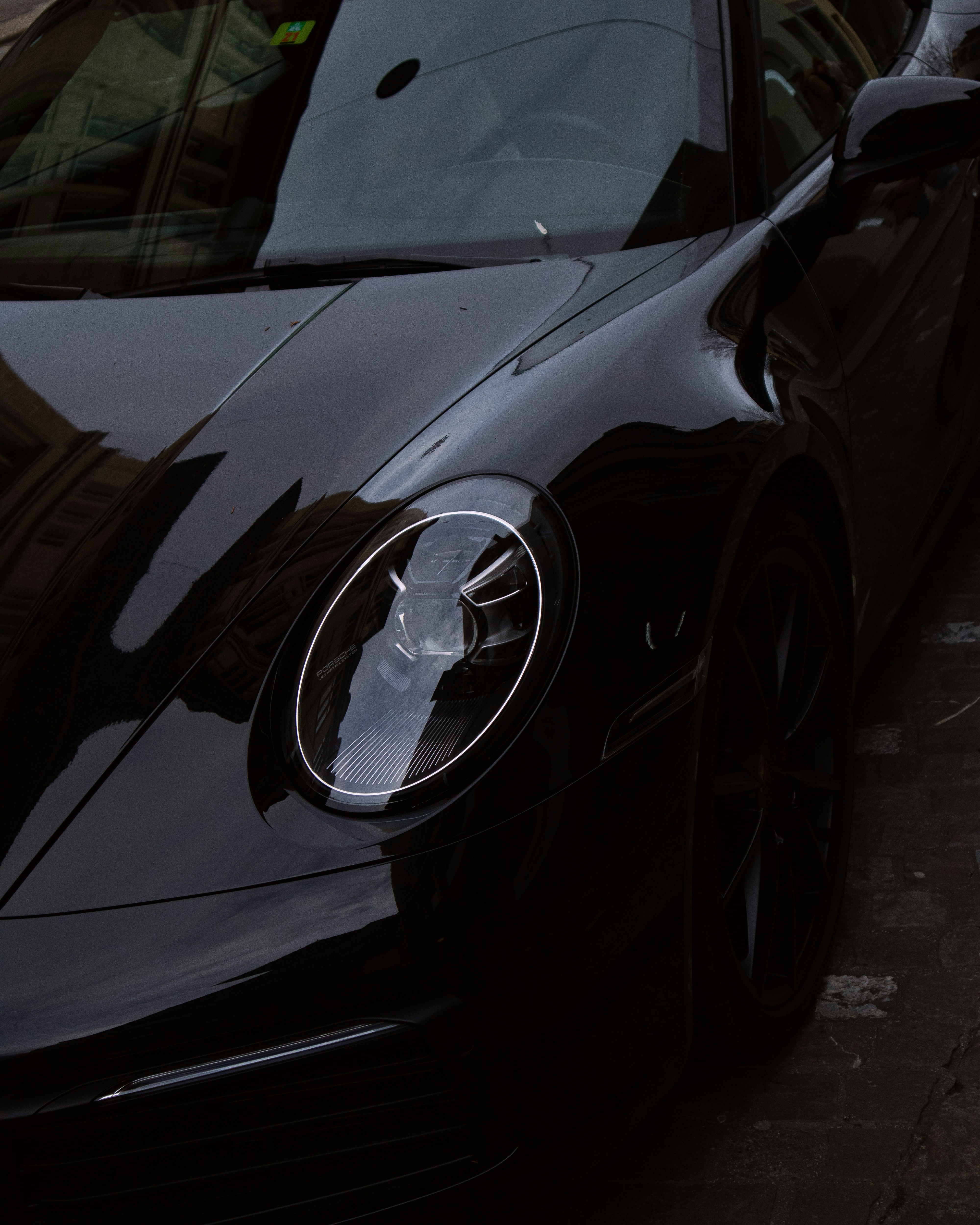 Photo by 100millione