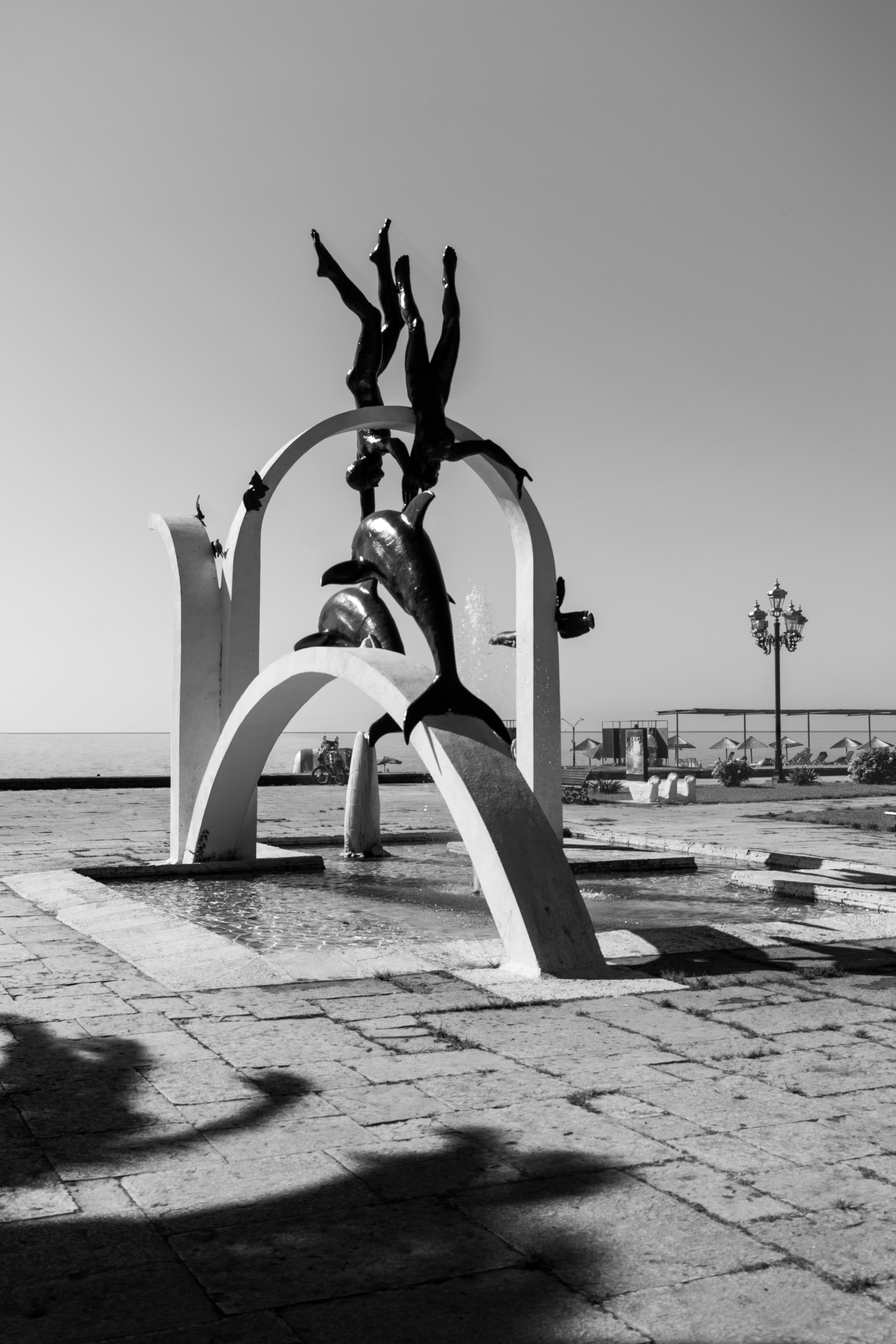 The sculpture "Divers" in Pitsunda is a three-meter composition consisting of several arches on which figures of diving people and marine animals are fixed. The sculpture is installed at the entrance to the central city beach of Pitsunda and is the hallmark of the resort.