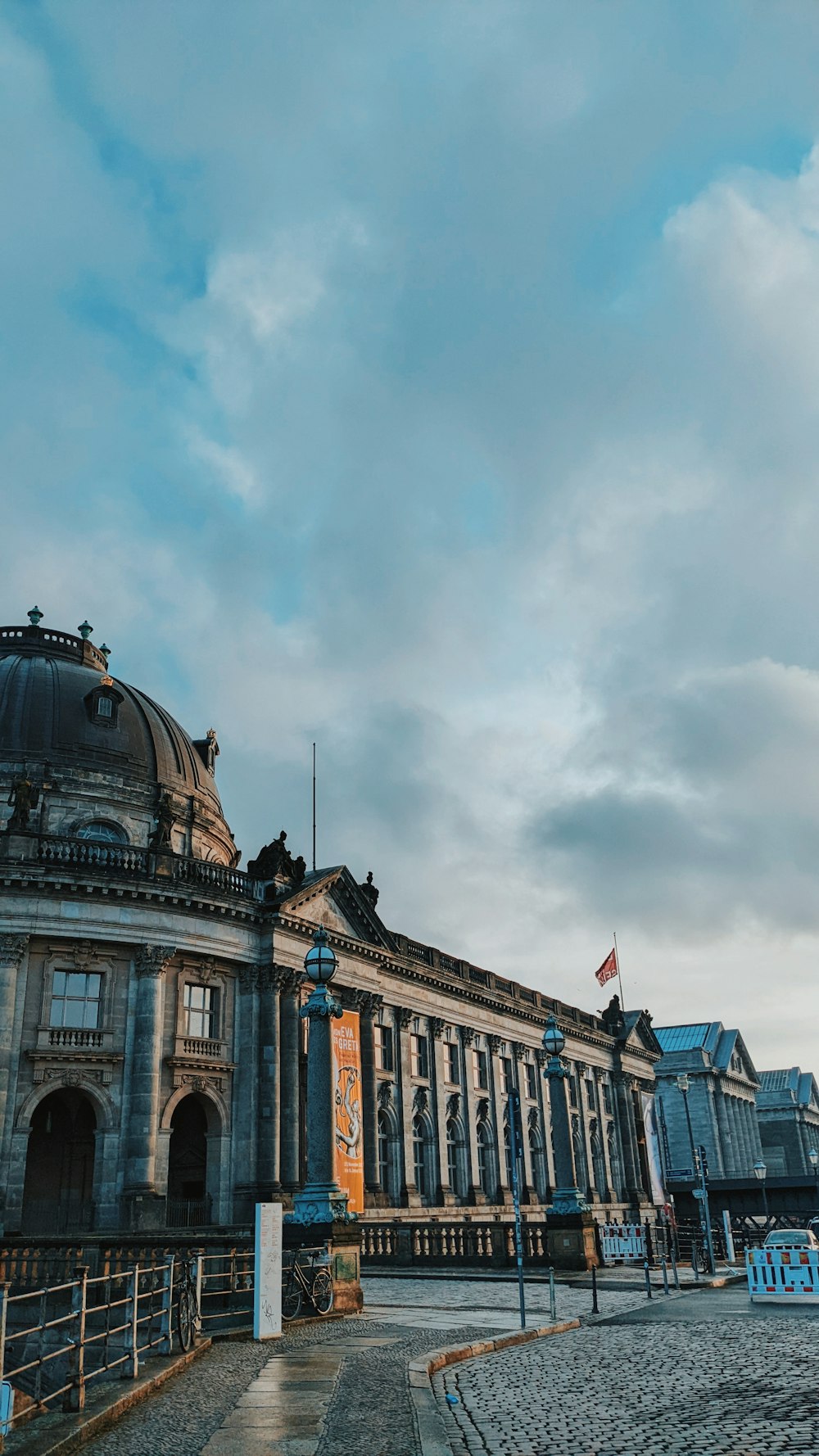 a large building with a dome on top of it