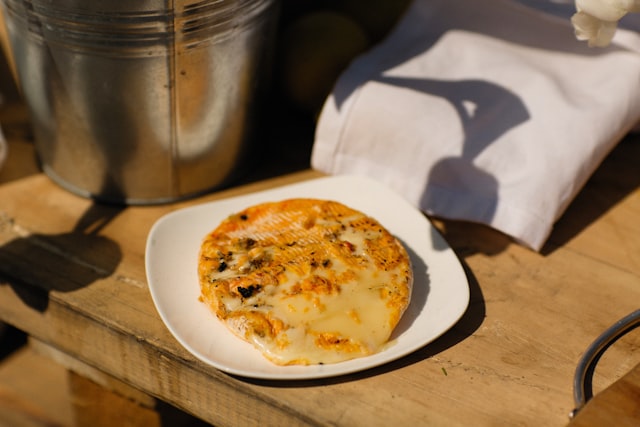 English Muffin Cheese Pizza