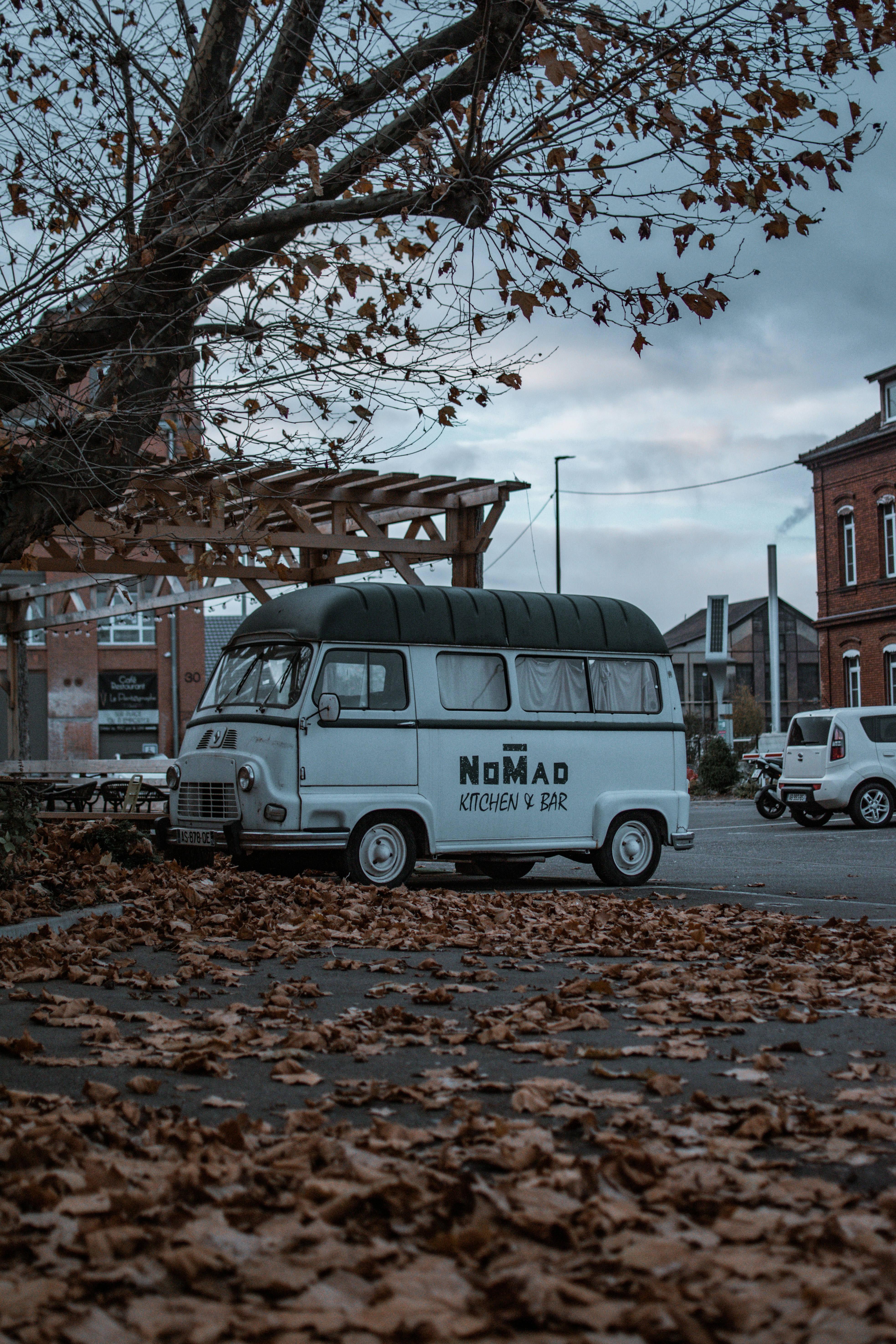 노마드와 원격 세일즈: 현대의 비즈니스 방식