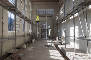 a room with scaffolding and scaffolding on the walls