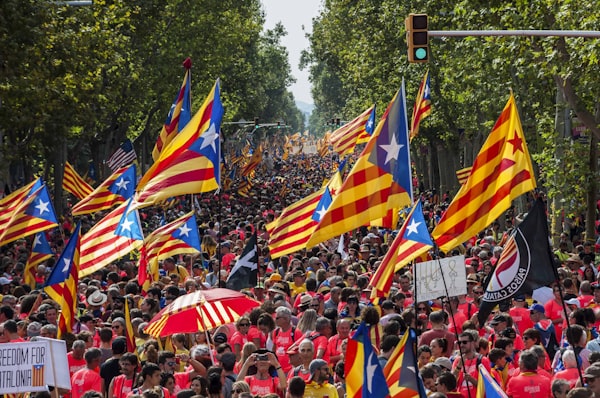Spain: 40K Protest Possible Amnesty of Catalan Separatists