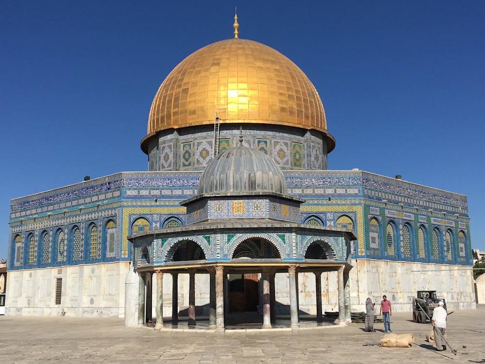 the dome of the rock in the middle of the city