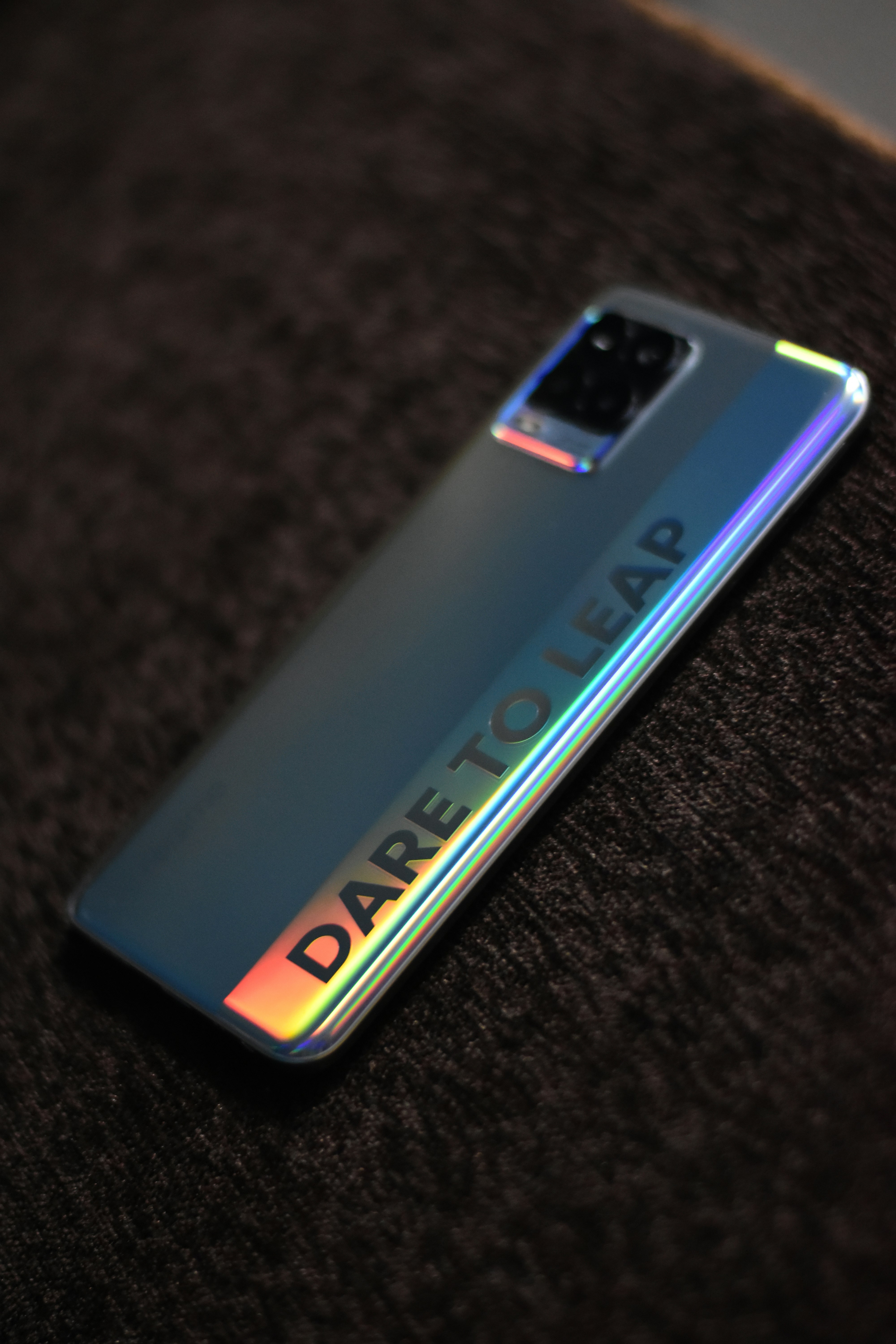 表面の携帯電話のクローズアップ