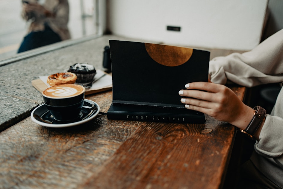 Digital Detox 2026: What 144 Daily Phone Checks Do to Your Brain and Productivity