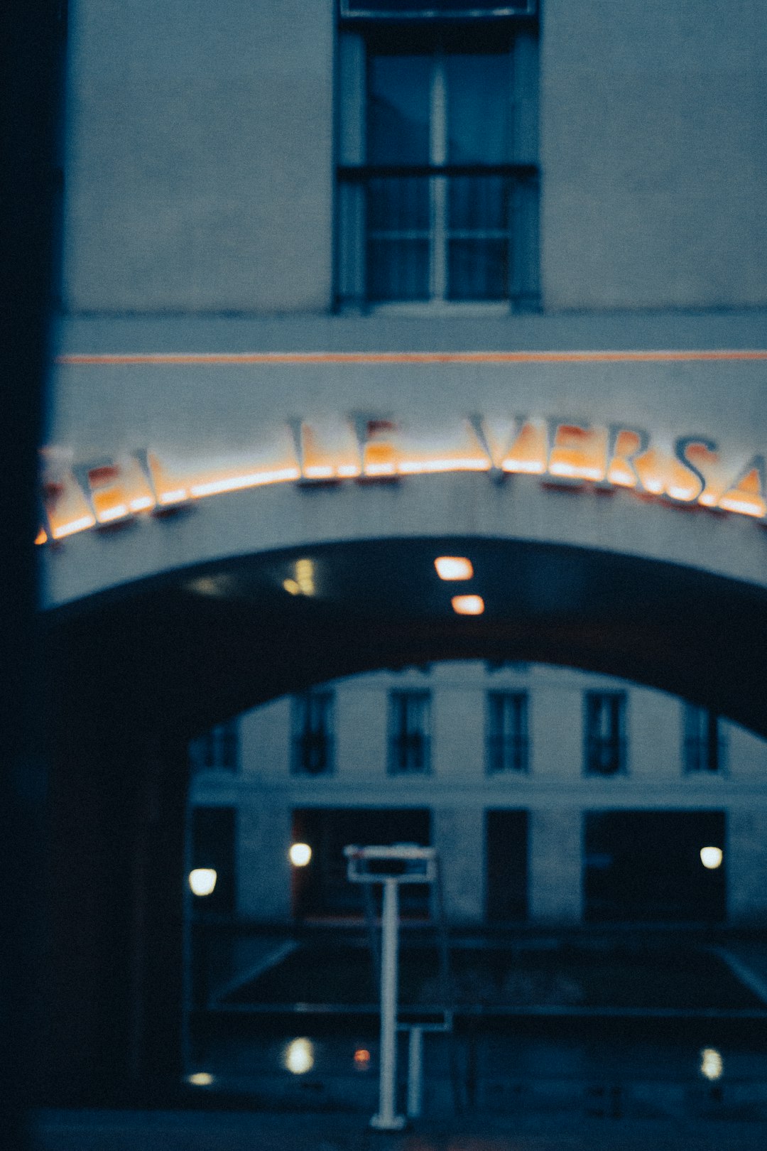 The Legacy of a Royal Union: Versailles as a Romantic Symbol