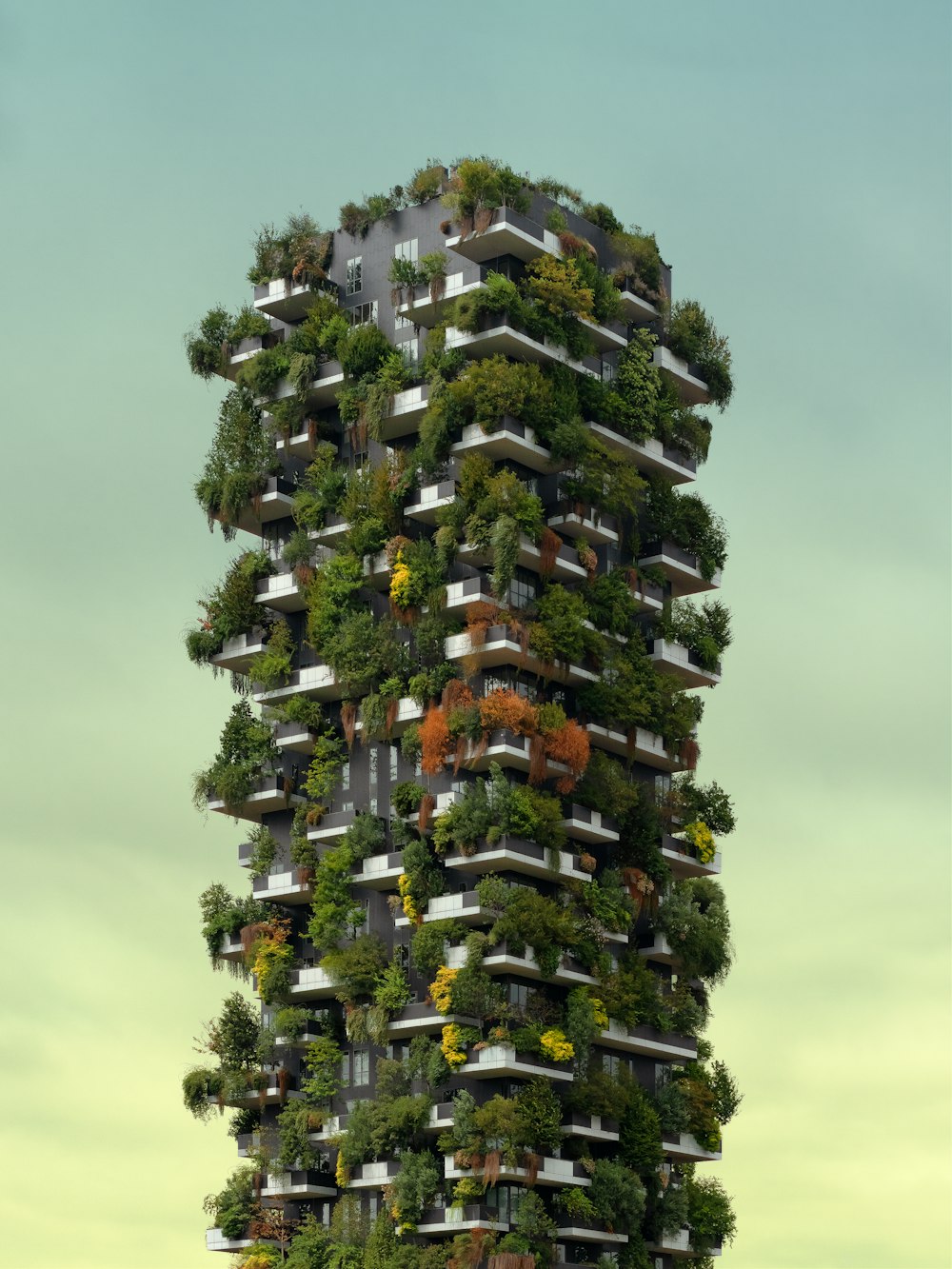 Ein sehr hohes Gebäude mit vielen Pflanzen, die darauf wachsen