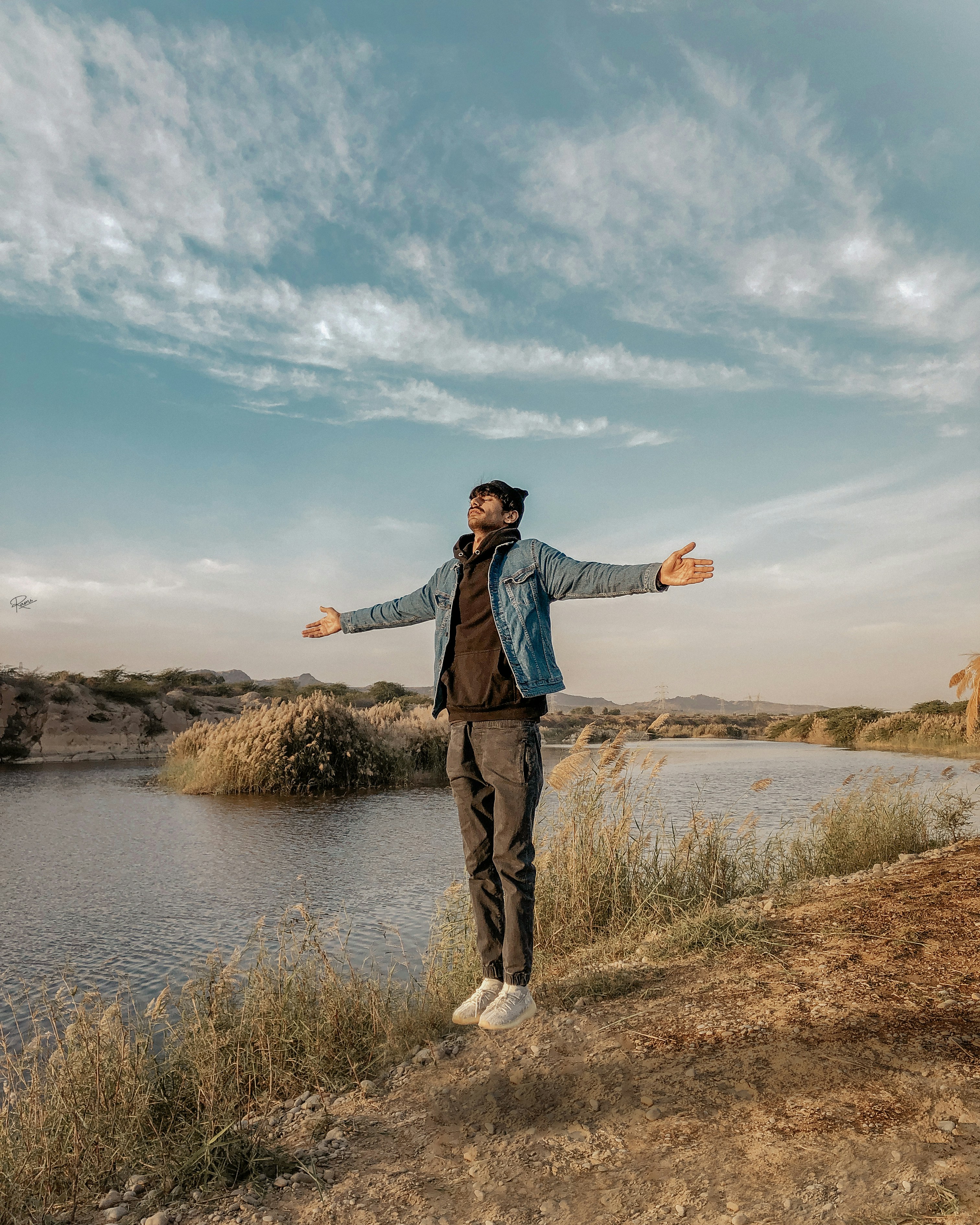 Photo by ramitvofficial