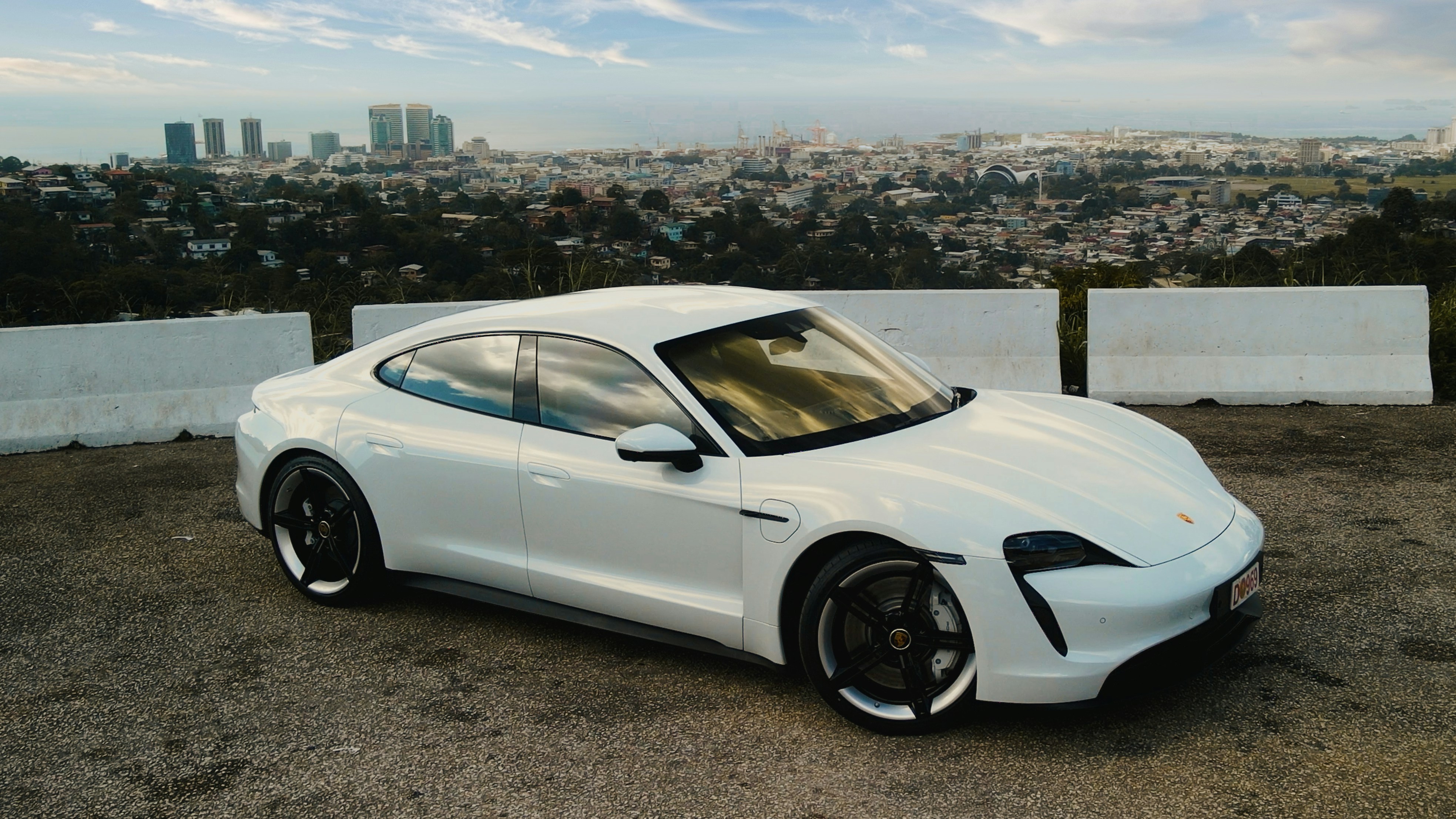 Front view of the all-electric Porsche Taycan Turbo S.