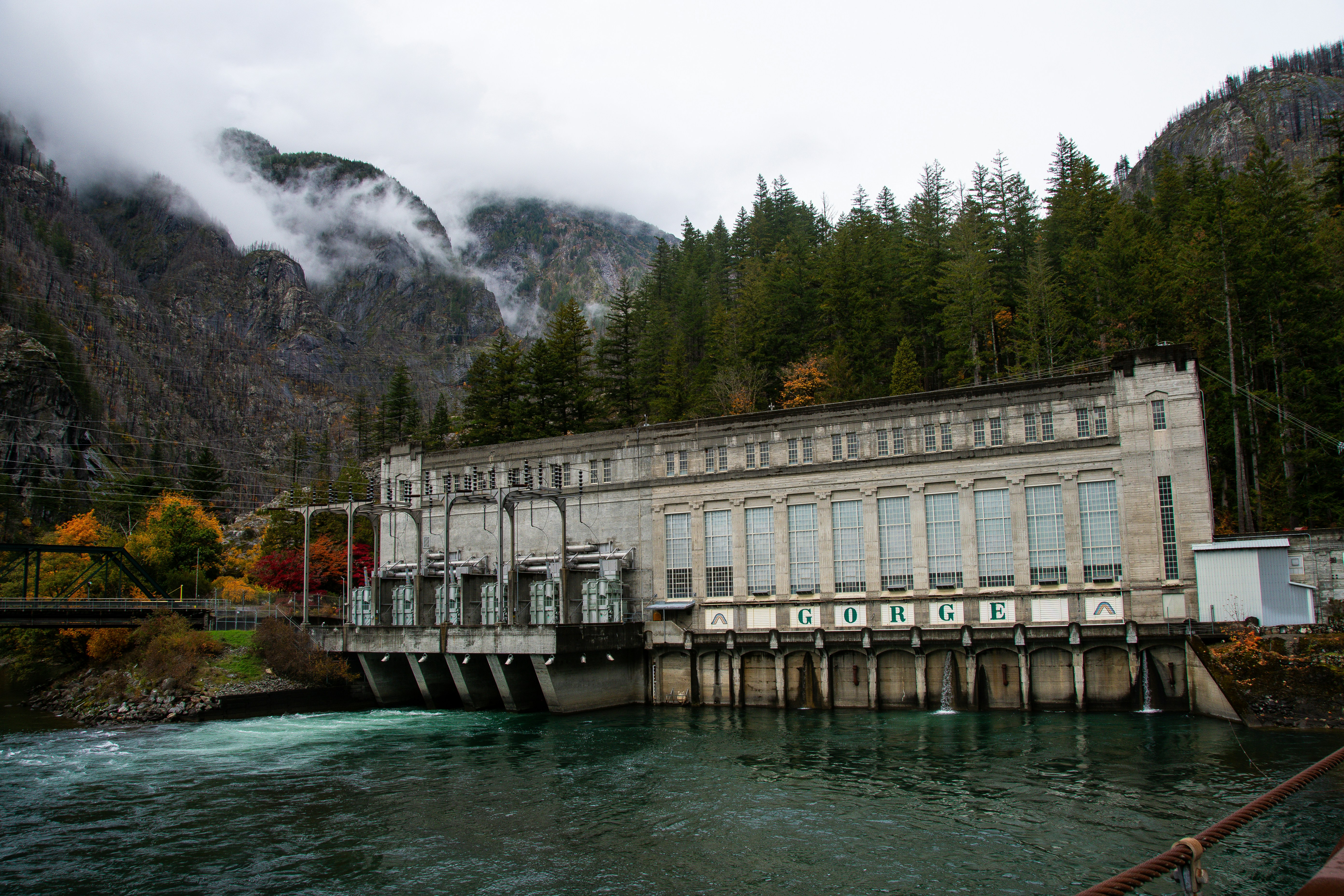 小水力発電の許可申請とは？河川法・電気事業法の手続き解説関連画像