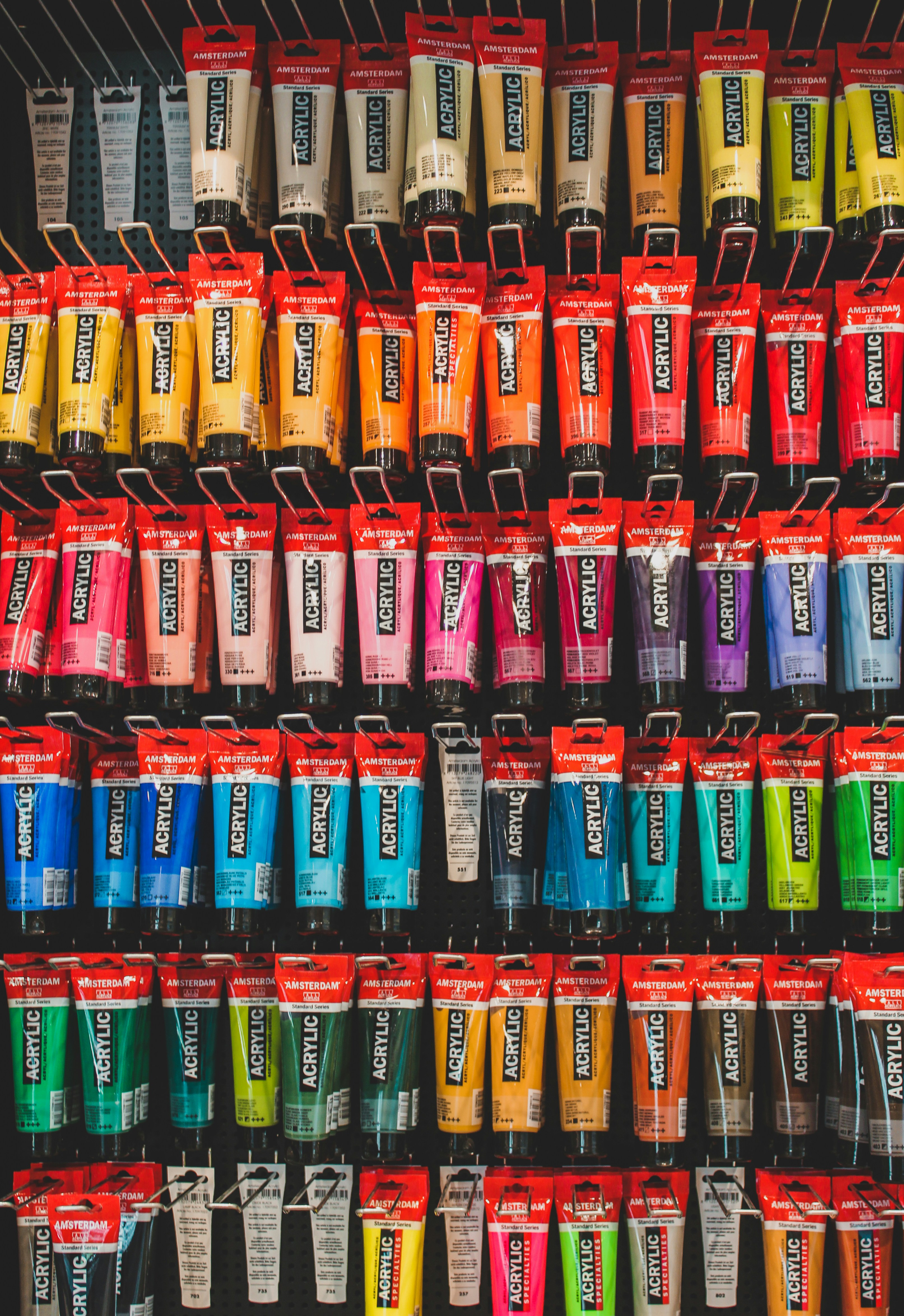 8 Urban Sketching Color Tools Explained Simply