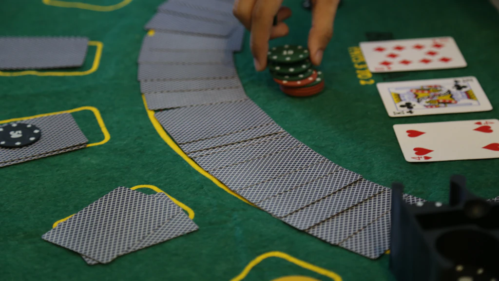 Comparaison de tailles de mises illustrant les tells de sizing au poker