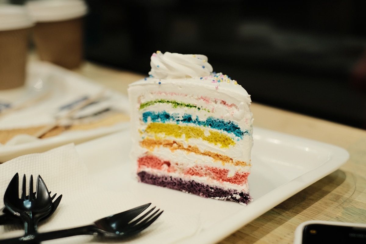 How do I get even rainbow layers in a homemade cake?