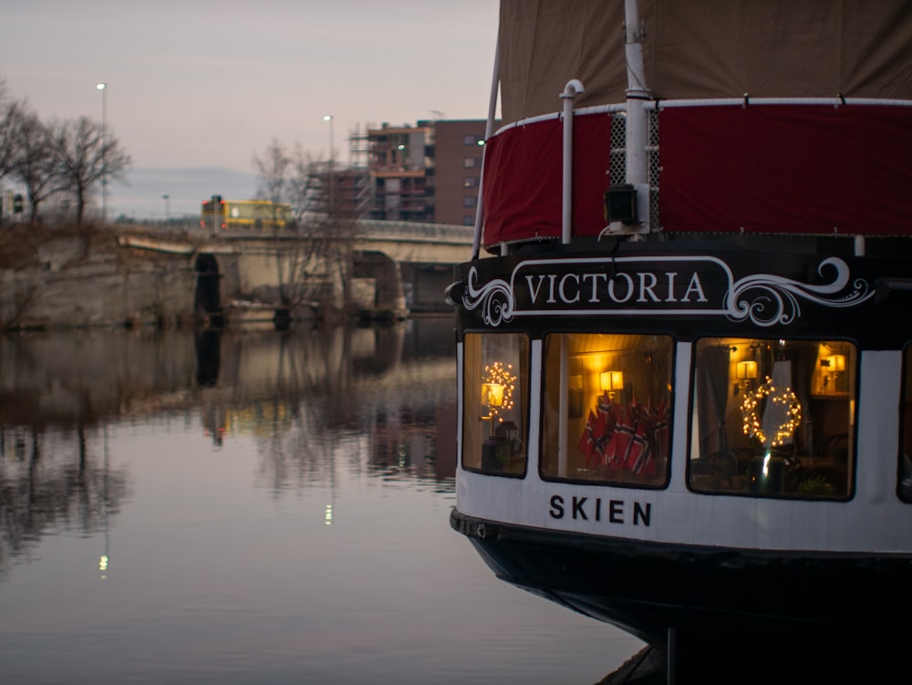 a boat that is sitting in the water