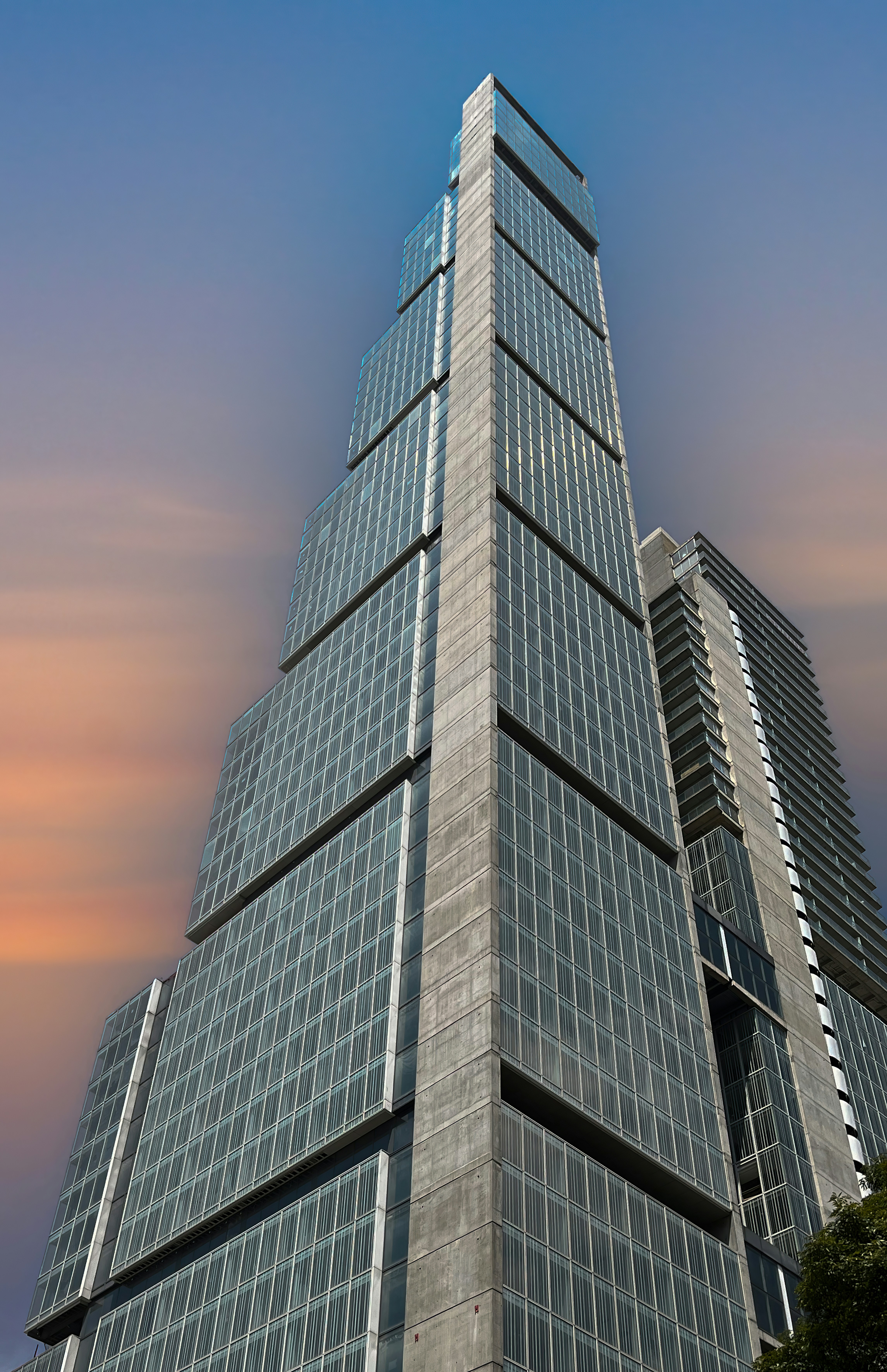Tallest building in Colombia