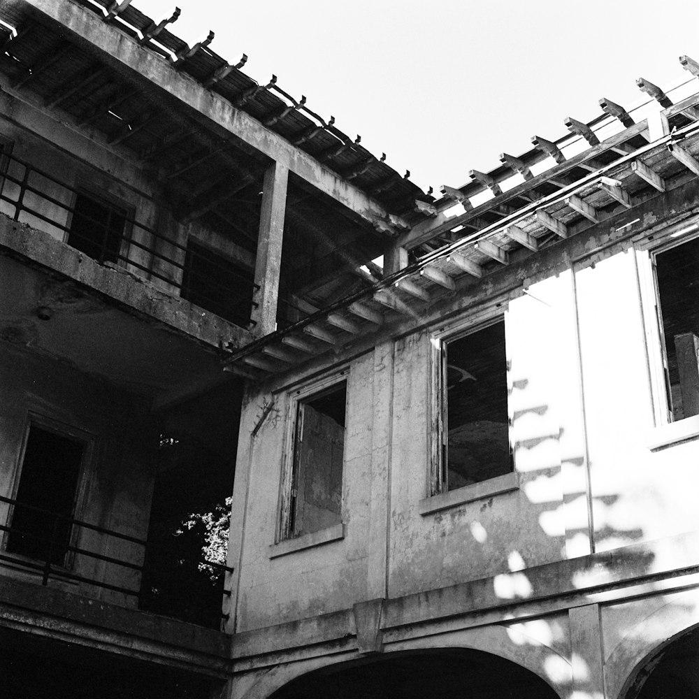 a black and white photo of an old building