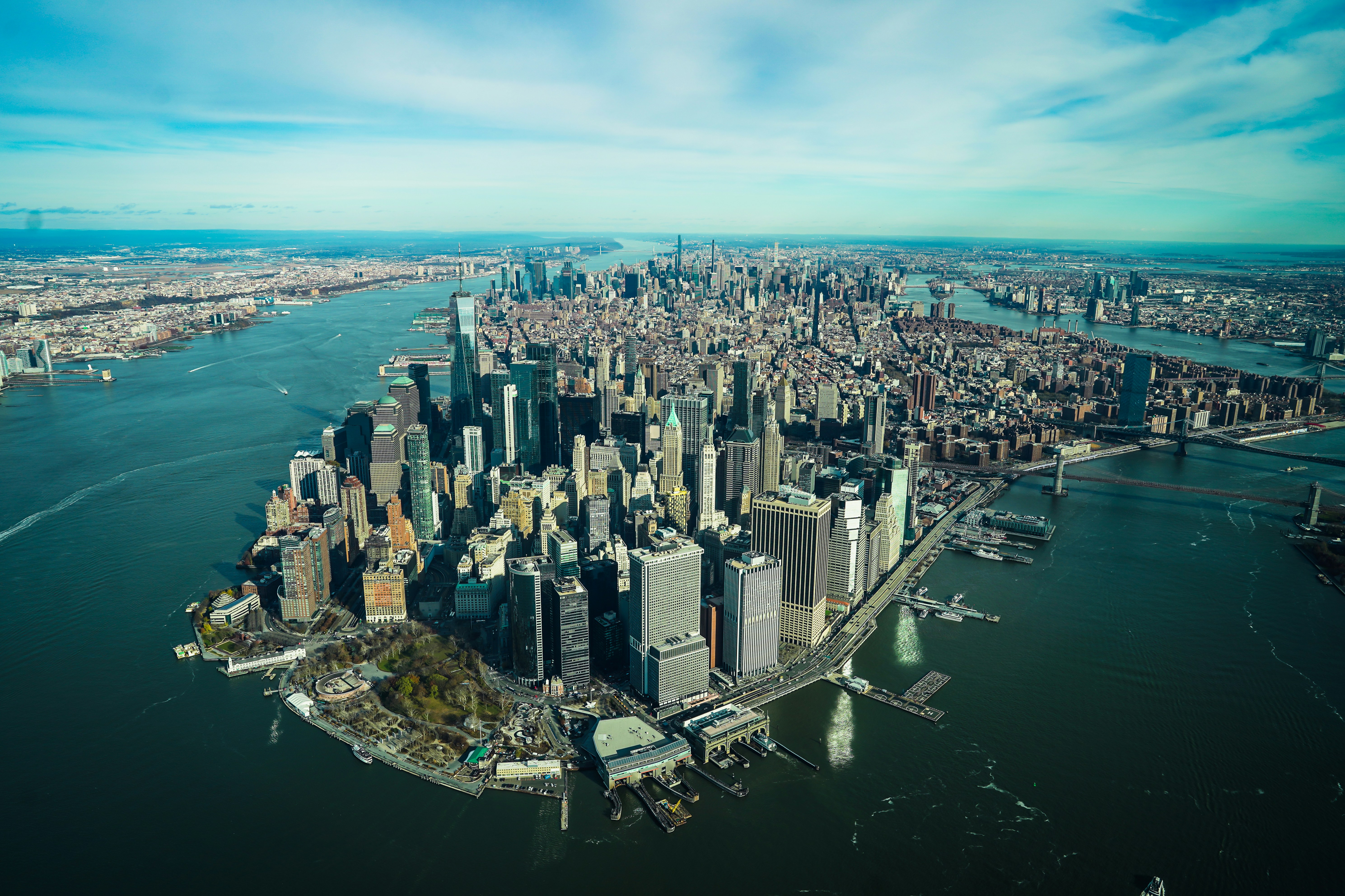 Perspectiva desde el lado sur de Manhattan a bordo de un helicóptero [Foto: Illia Panasenko/Unsplash]