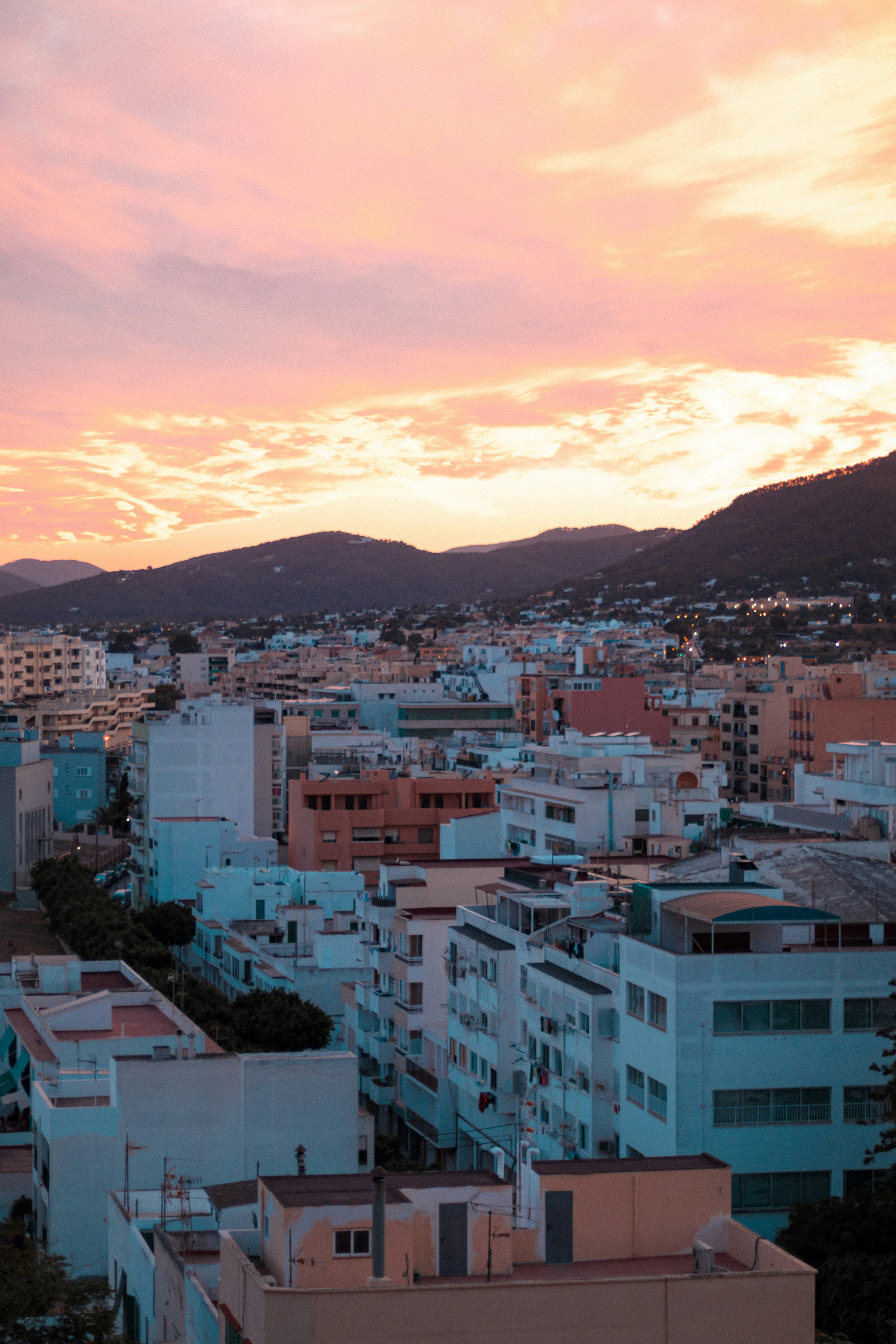 Photo by valentinlacoste