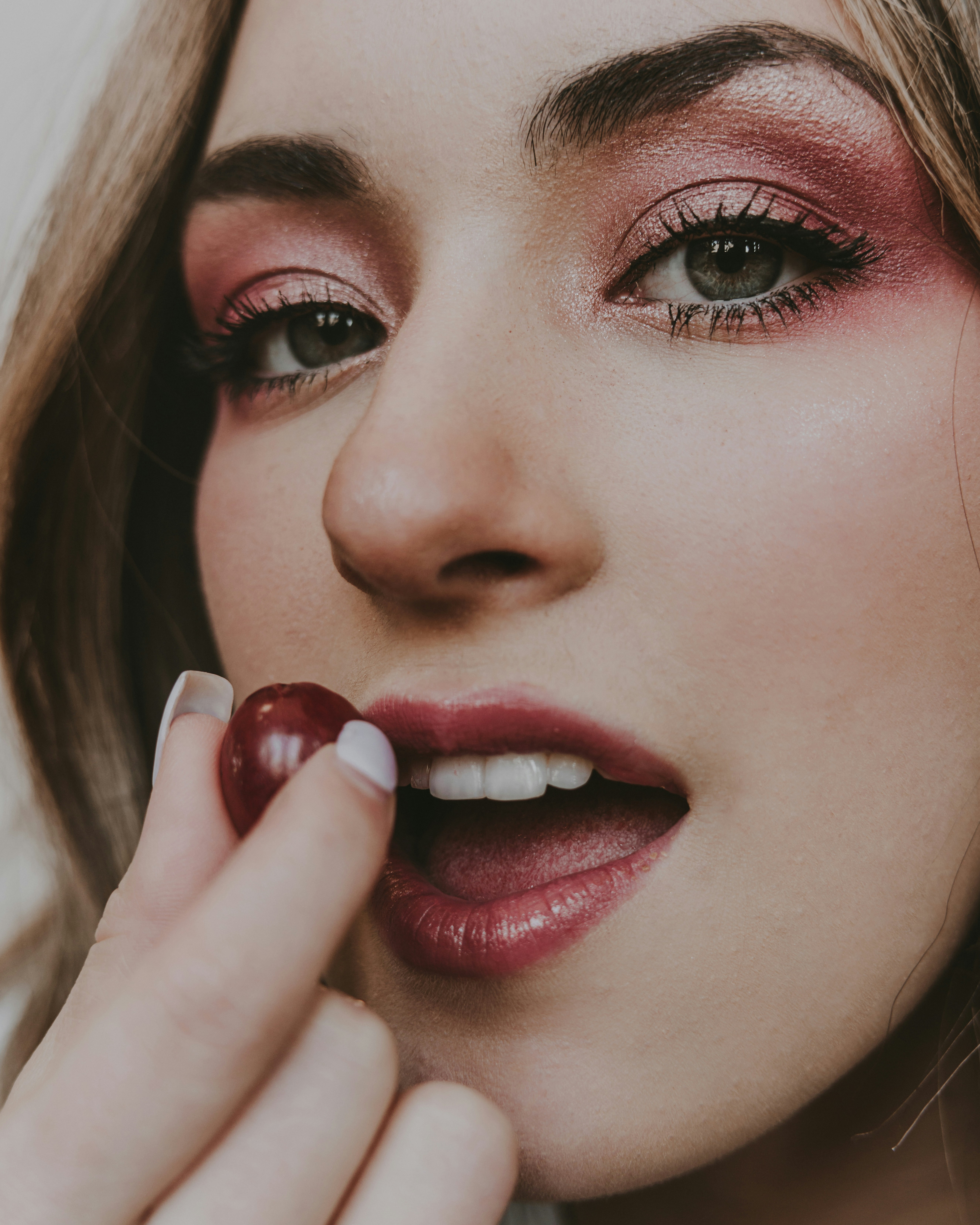 More on instagram! @elise_outside,  https://www.instagram.com/elise_outside/<br>