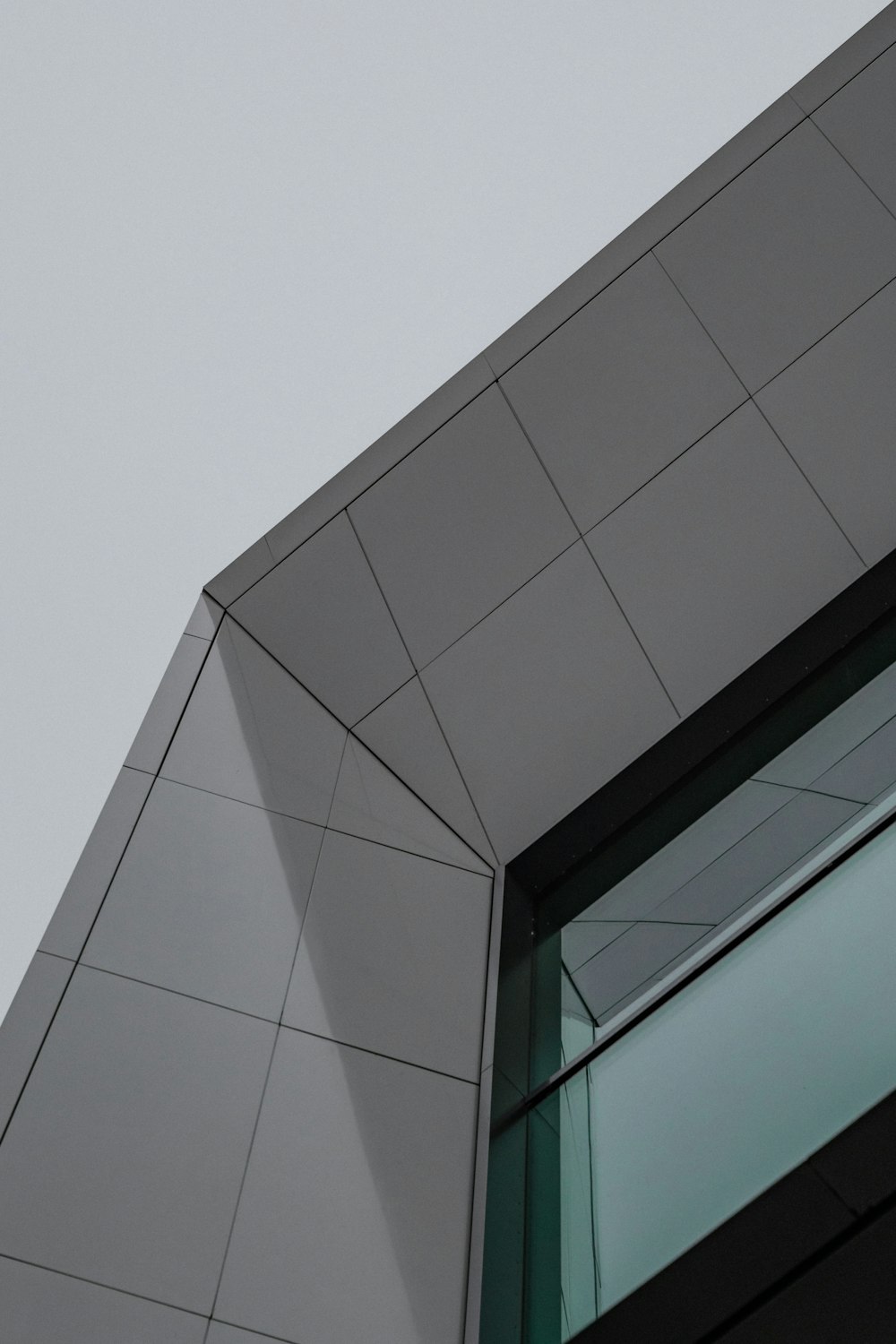 a close up of the corner of a building