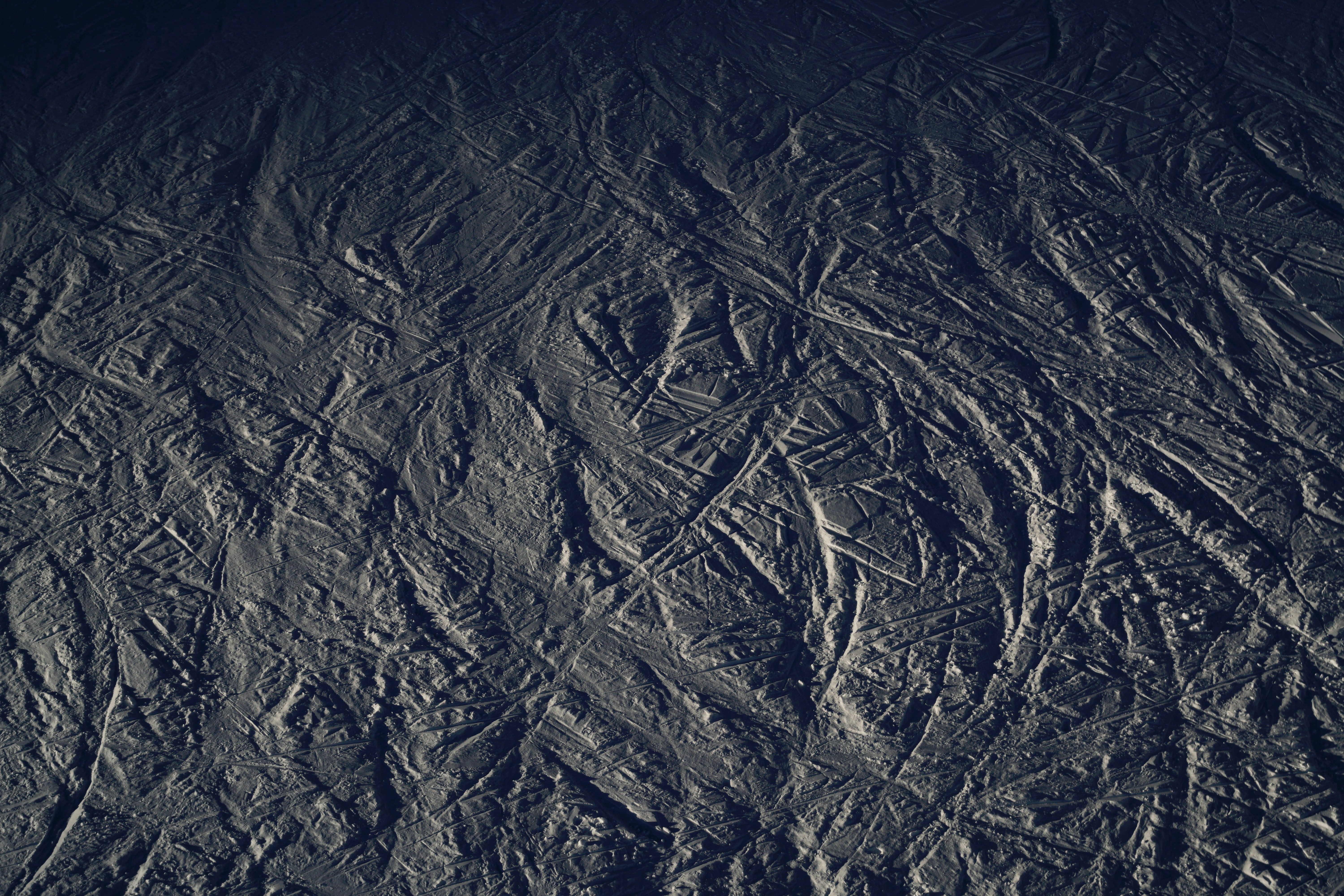 Enceladus: Saturn's Geyser Moon (image credits: unsplash)