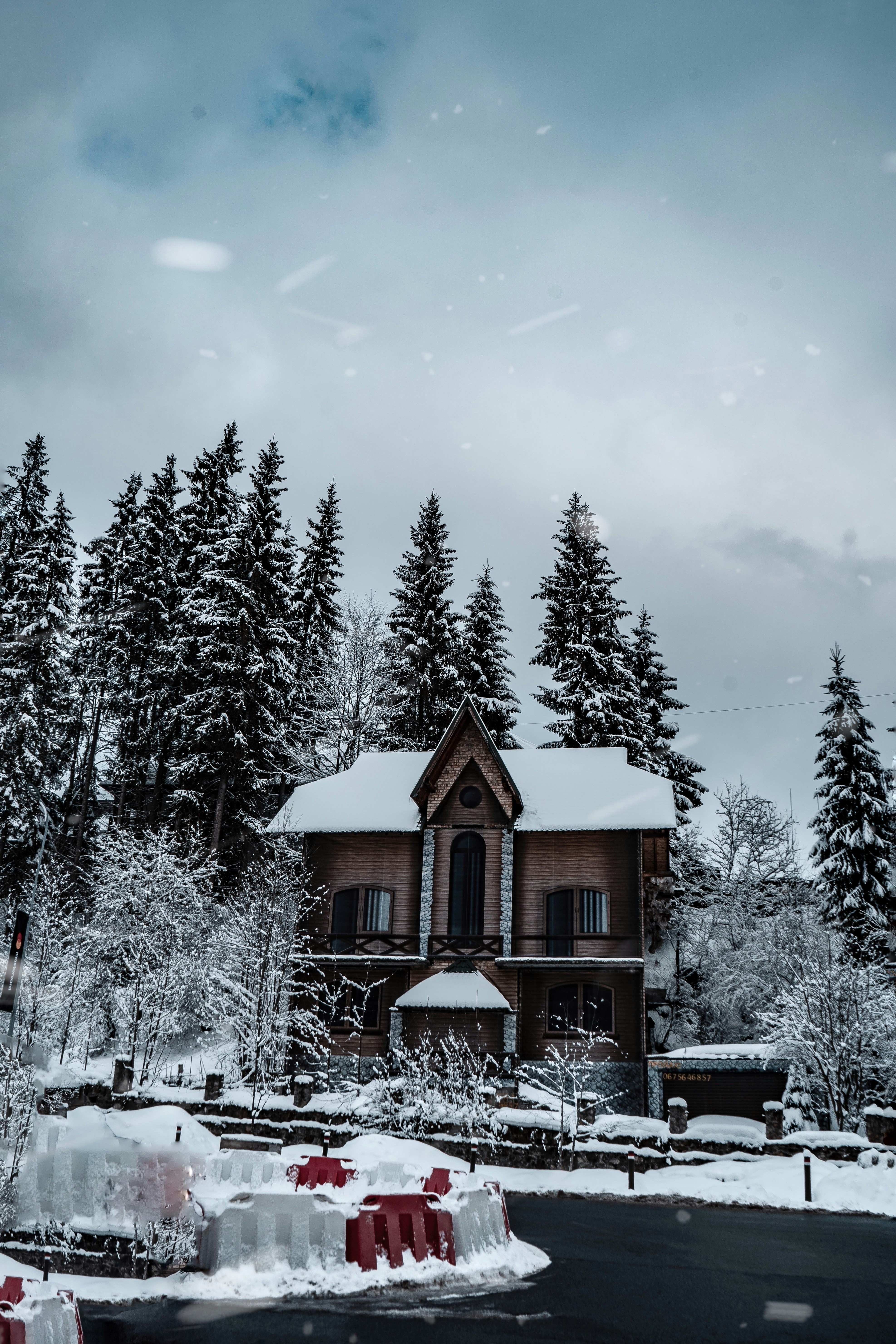 Photo by rushilologist