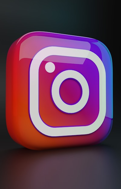 a colorful instagram icon on a black background