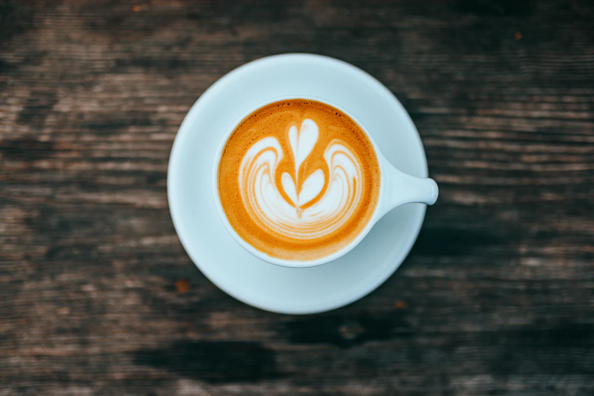 Hochwertige Kaffeespezialität mit Latte Art