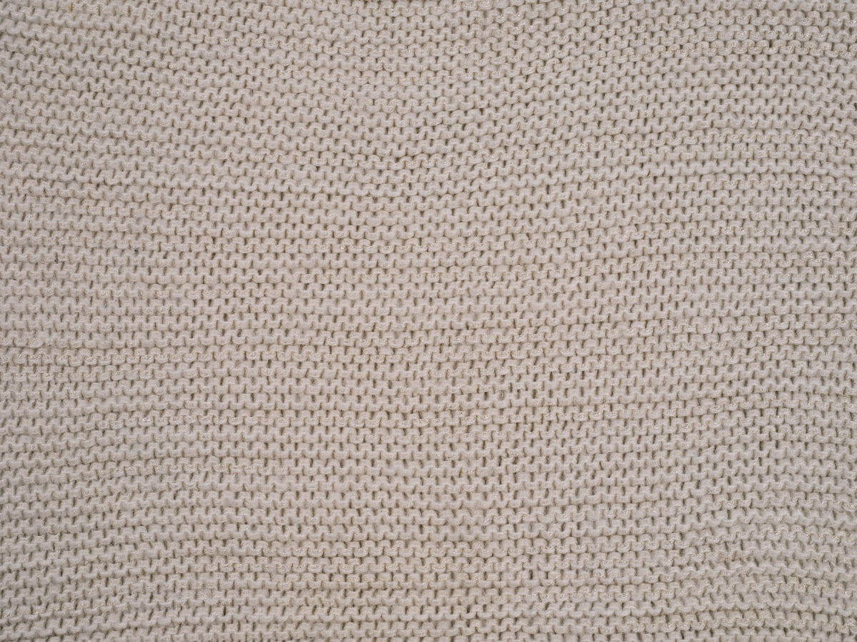 Côtes du tricot écru