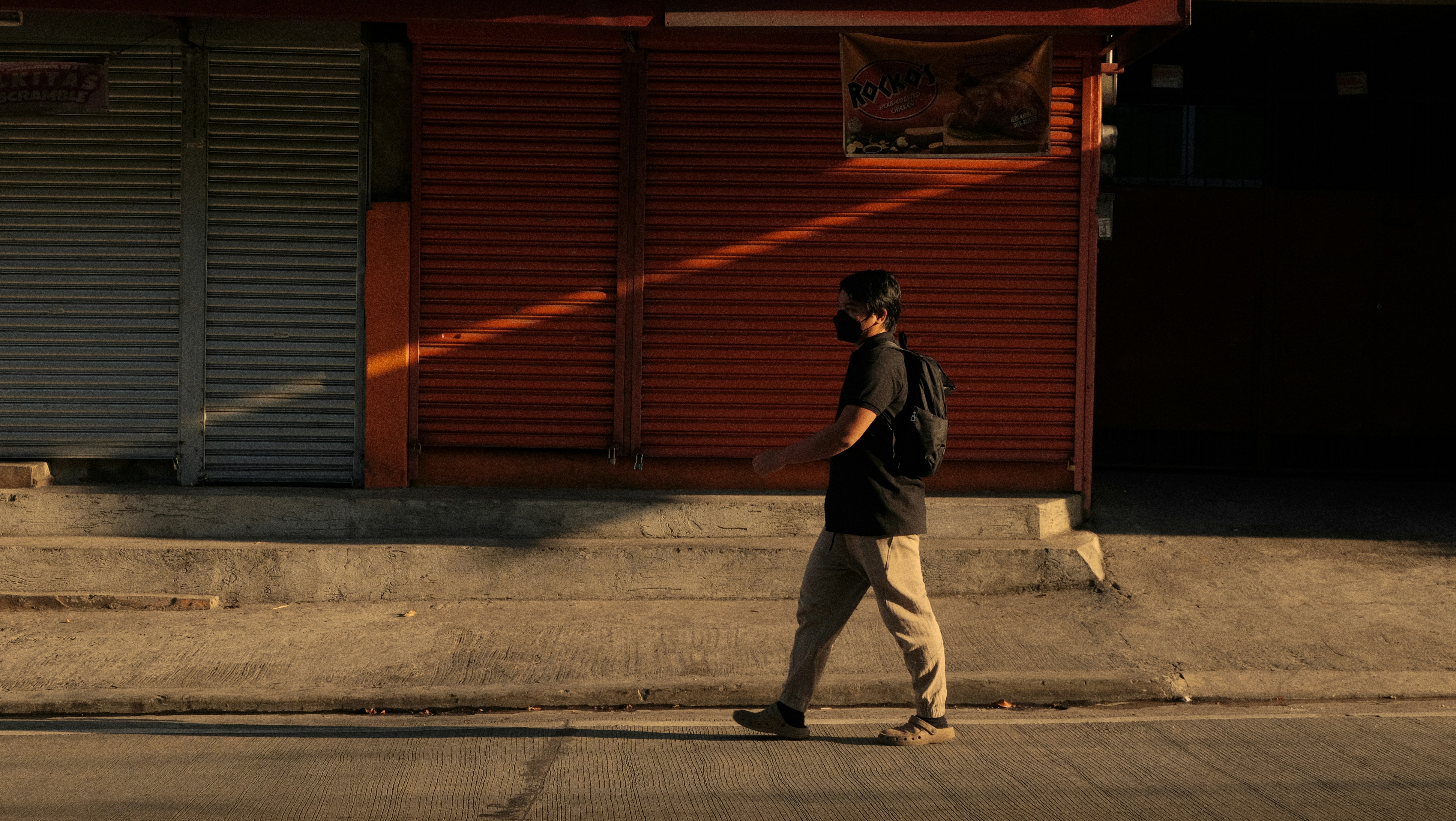 Các tòa nhà căn hộ minh họa cho thị trường cho thuê căn hộ tại Quezon City, Philippines