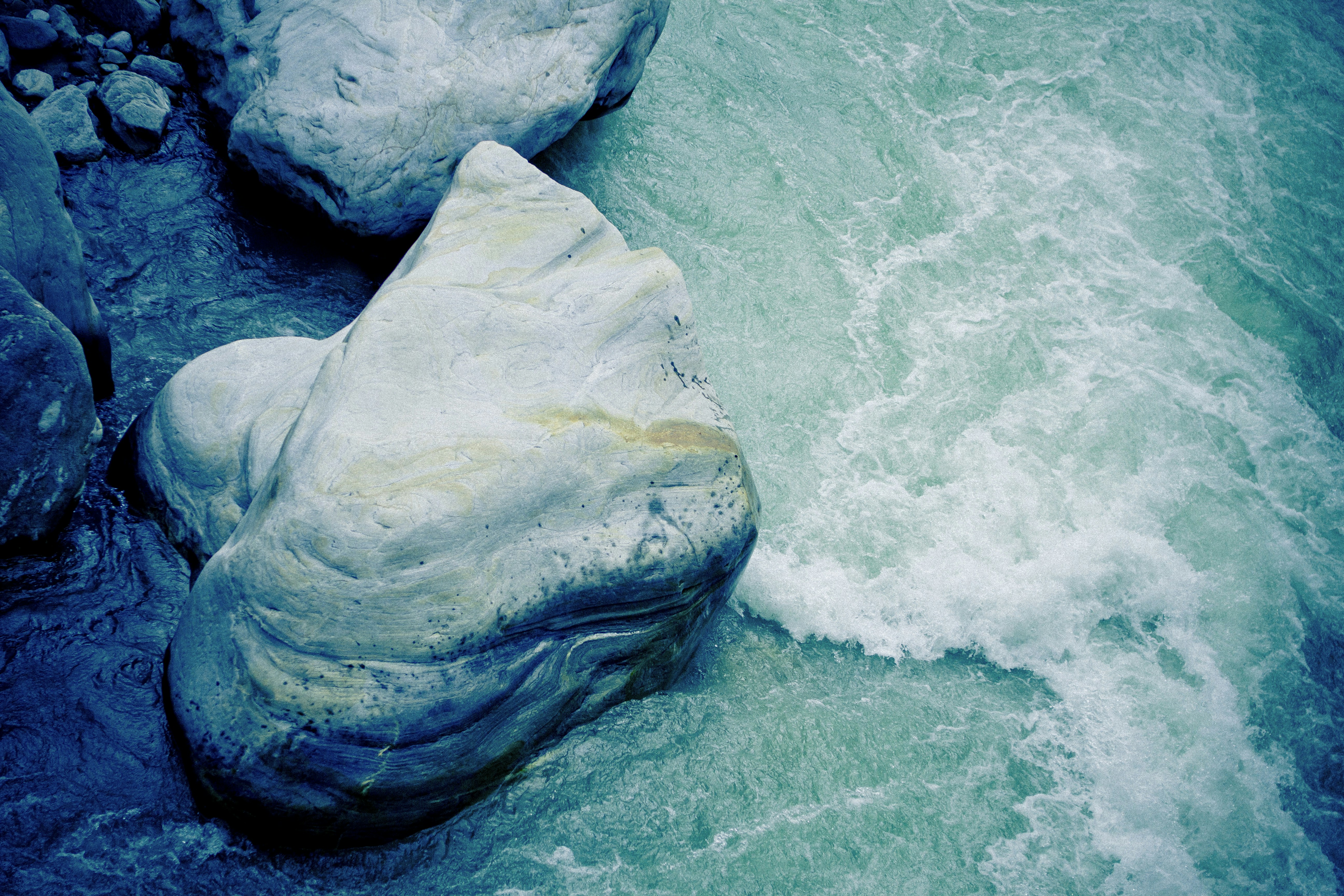 Photo by raimondklavins