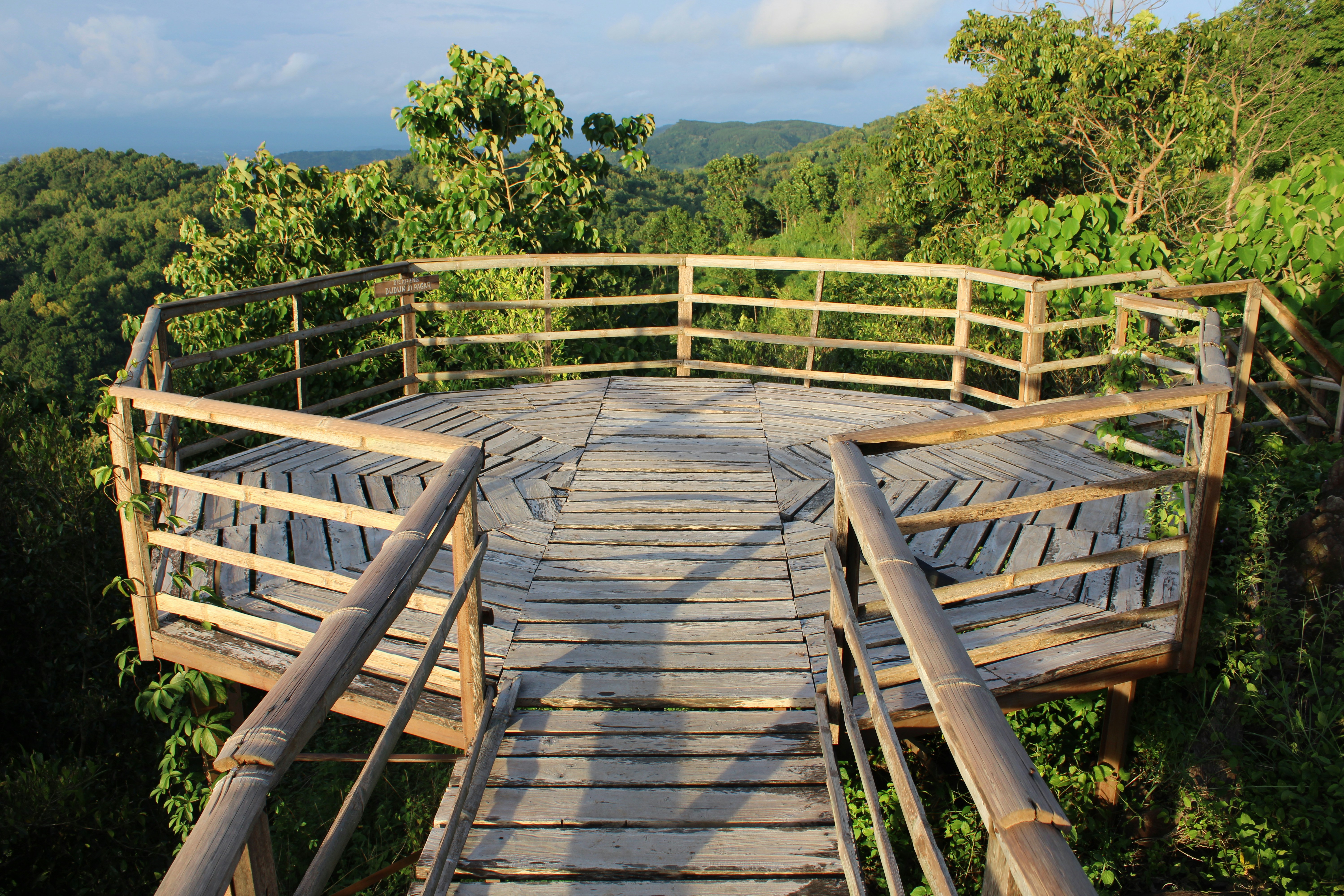 Photo by sewarentalmobiljogja