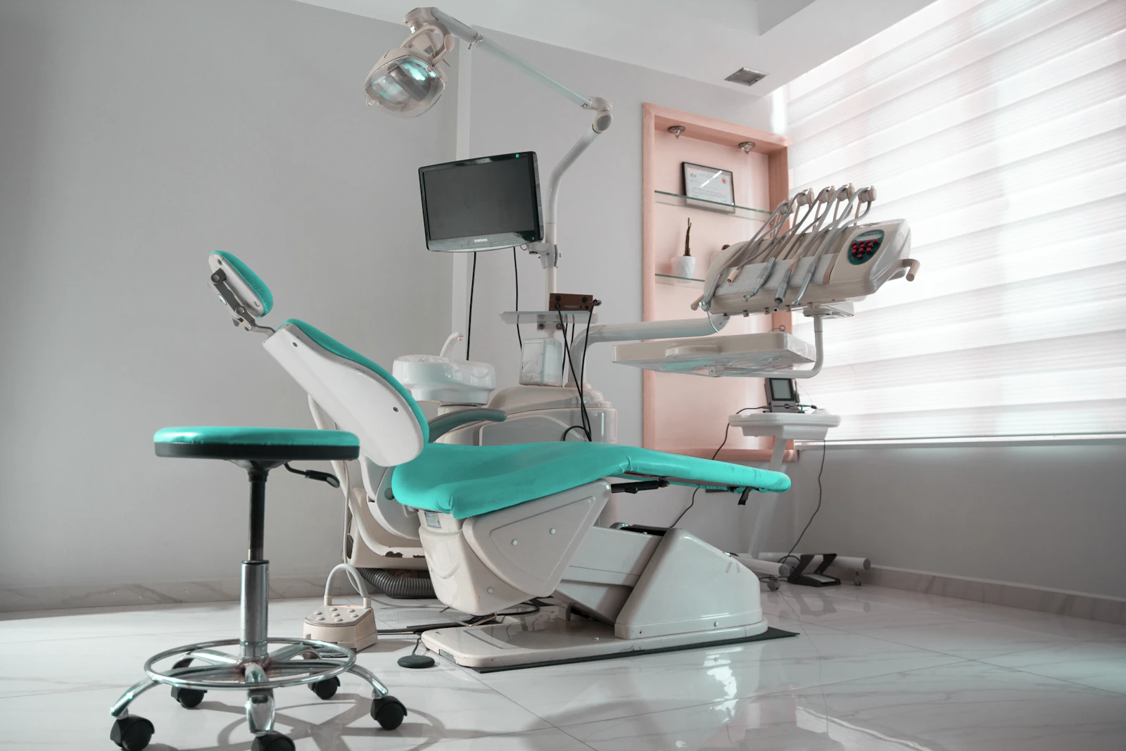 Dental Practices & Clinics