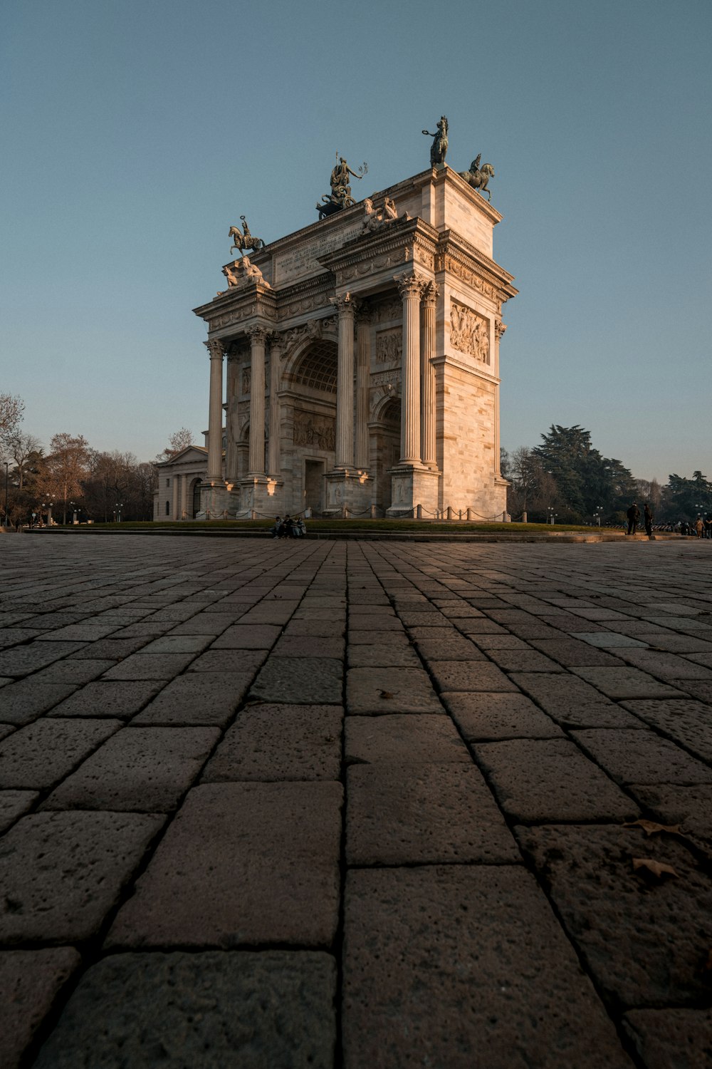 a large monument with statues on top of it