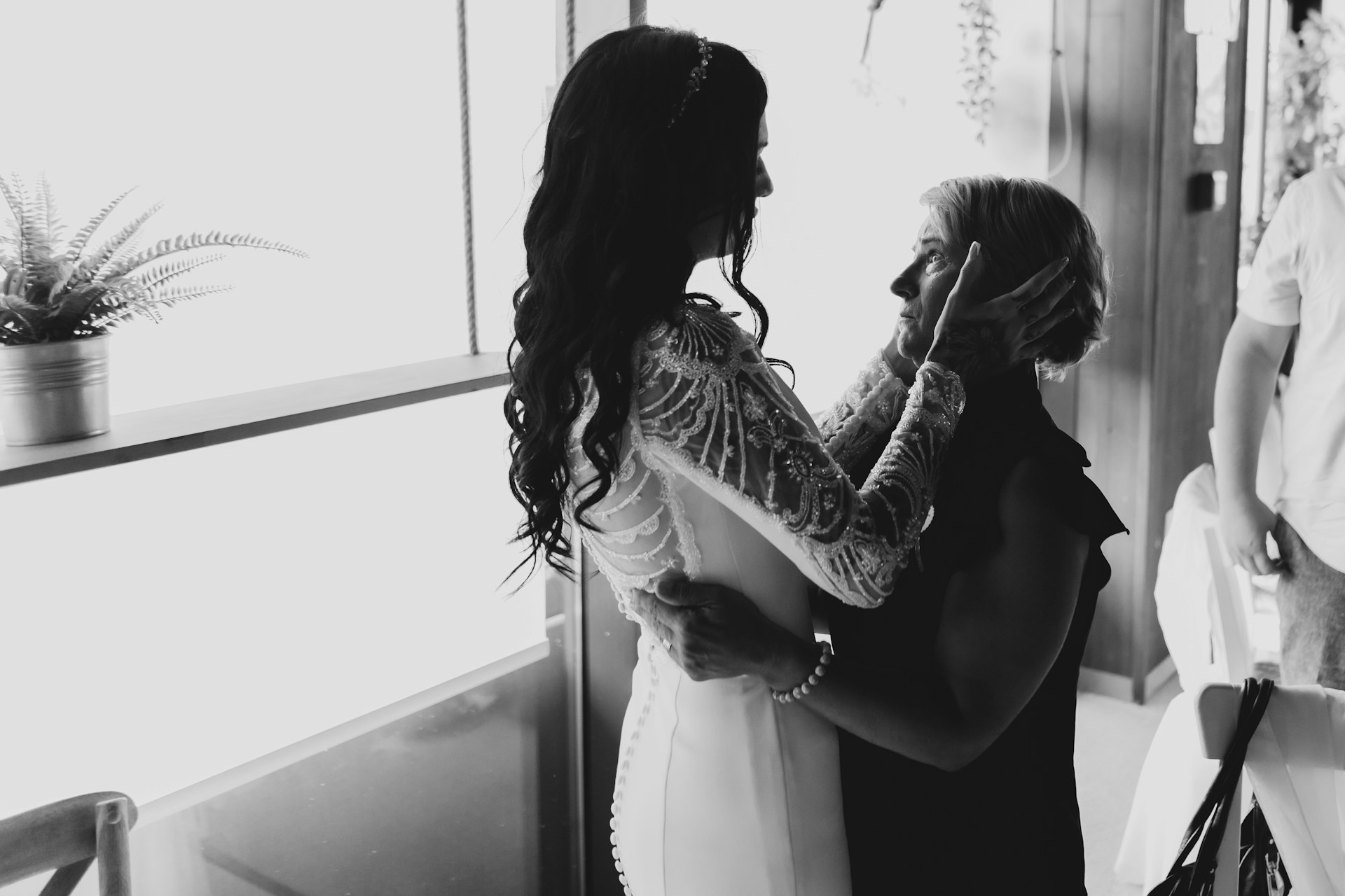 a couple of women standing next to each other
